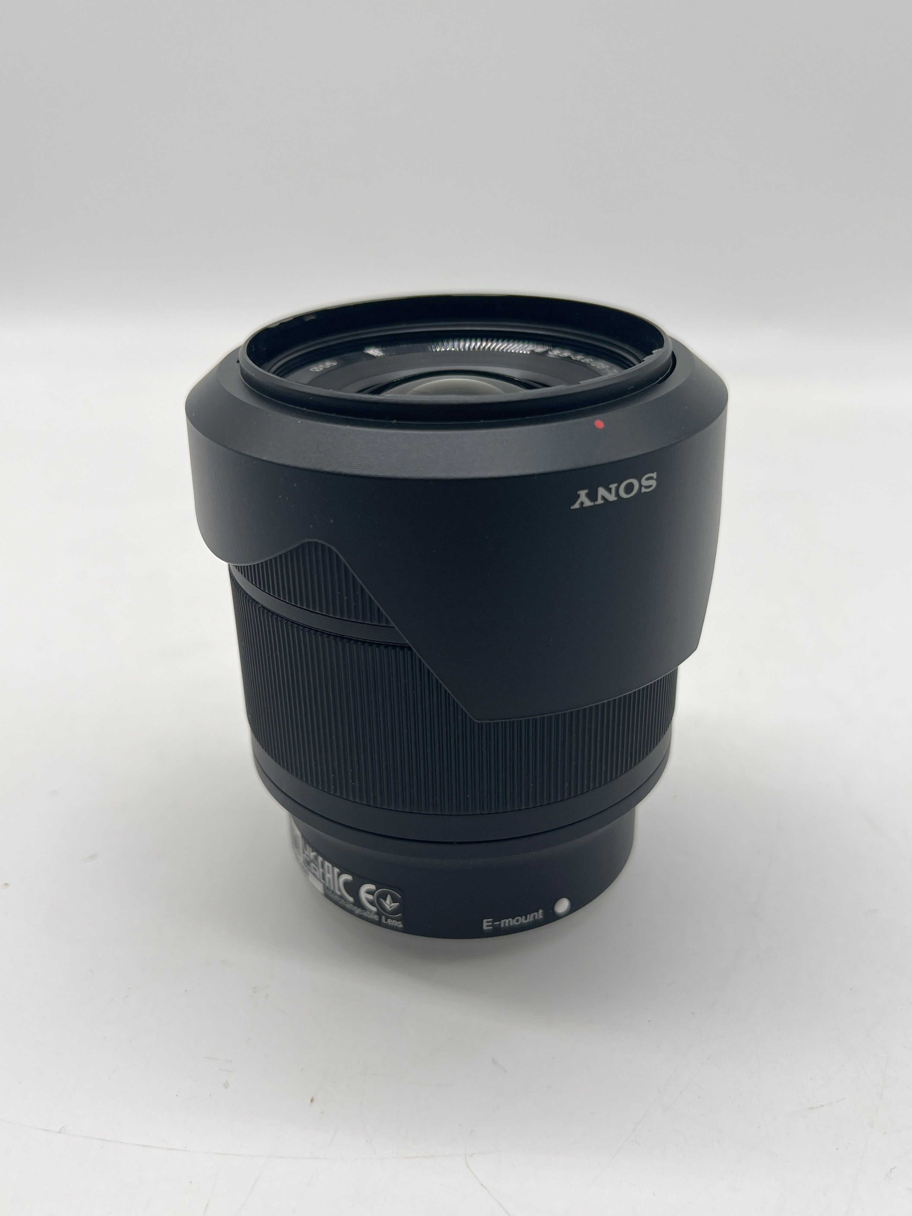 Sony Lens Zoom Fe 3.5-5.6/28-70 E-mount Zoom Lens - Used