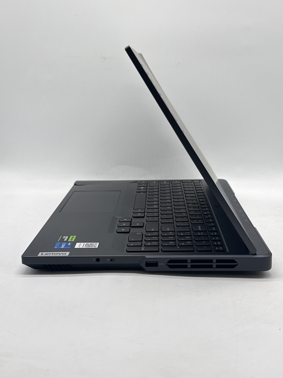 Lenovo Legion Pro 5 16IRX8 17" Core i7 13700HX 32GB RAM 1TB SSD RTX 4070 - For Parts