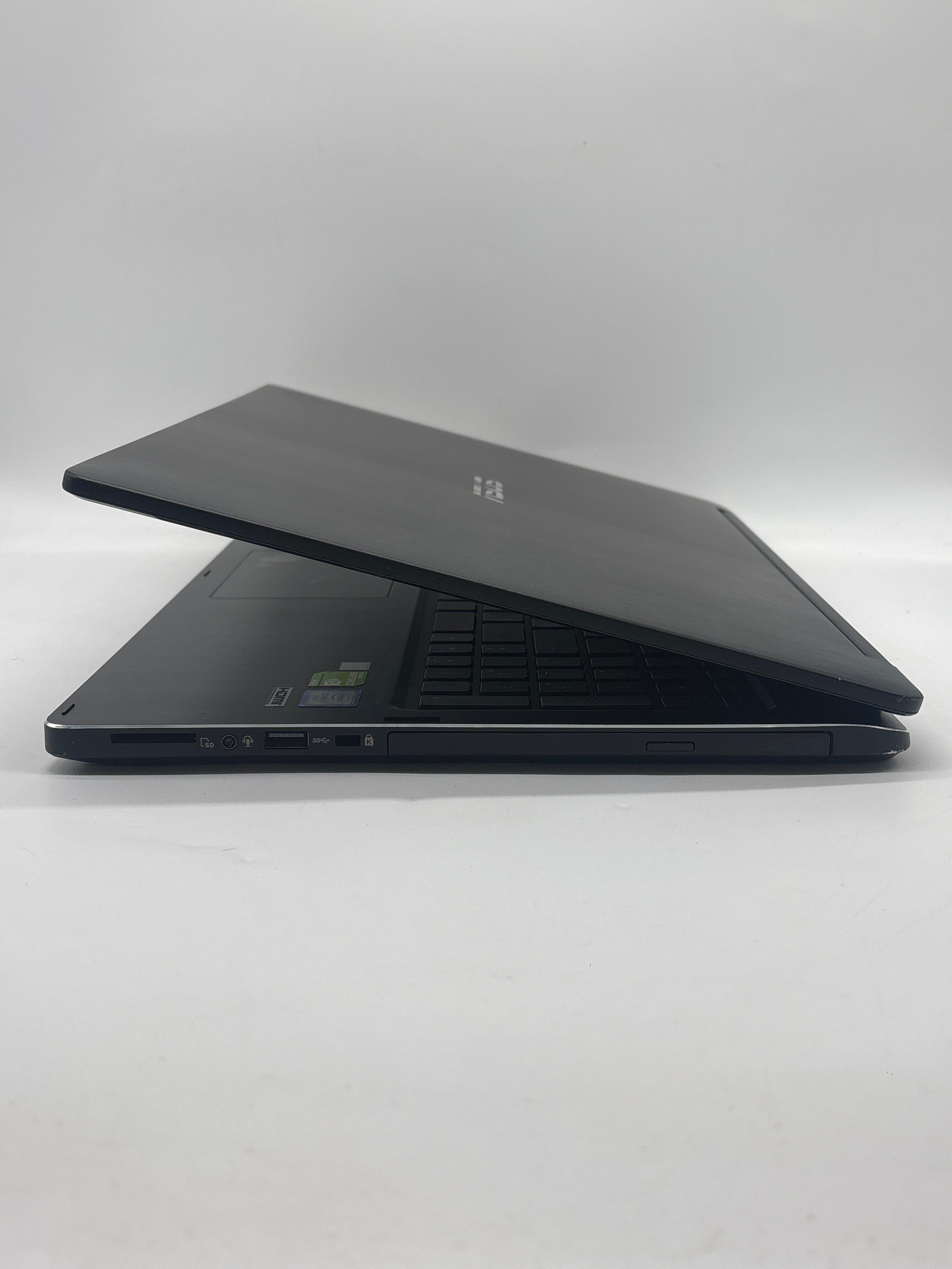 Asus Q552U 15.6" Intel Core i7-6500U 12GB RAM 1TB HDD - For Parts (Read DESC)