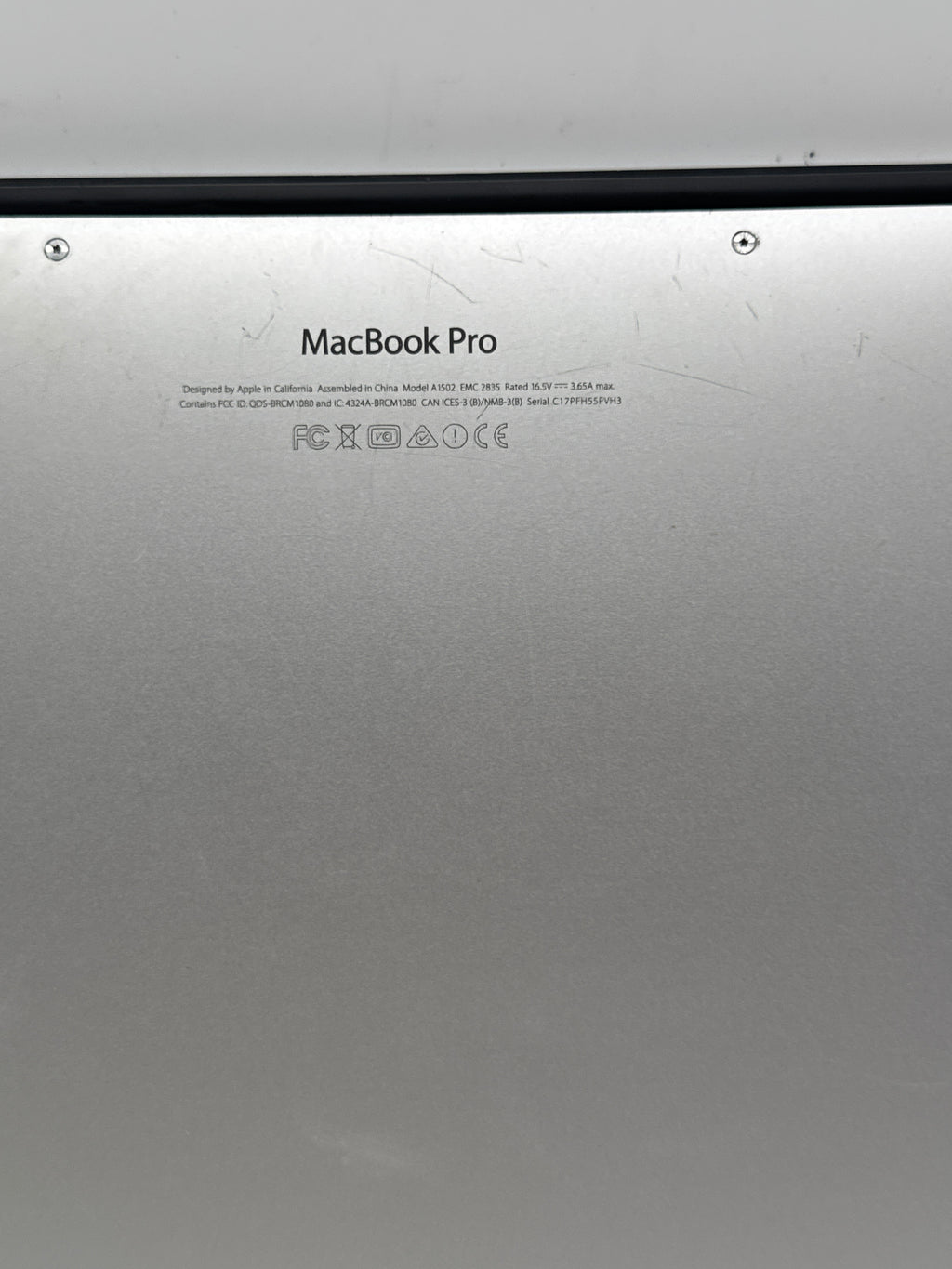 Apple MacBook Pro 13in Retina 2015 Core i5 5257U 8GB RAM 128GB Read