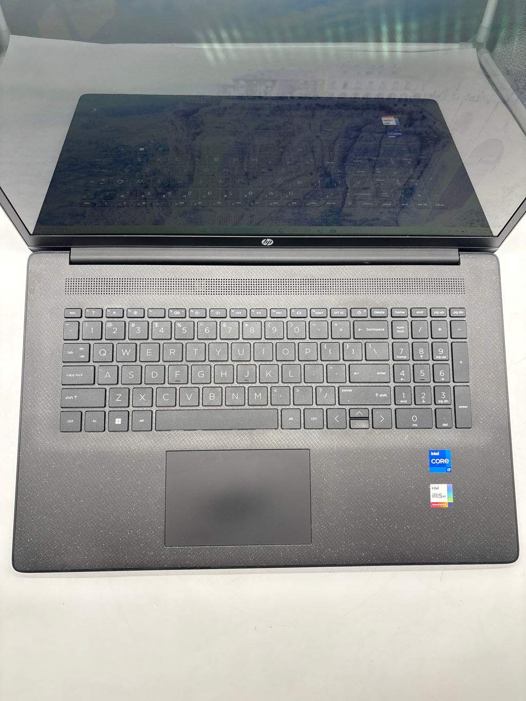 HP 17t-cn300 17" i7-1355U 8GB RAM 256GB SSD Black - Used