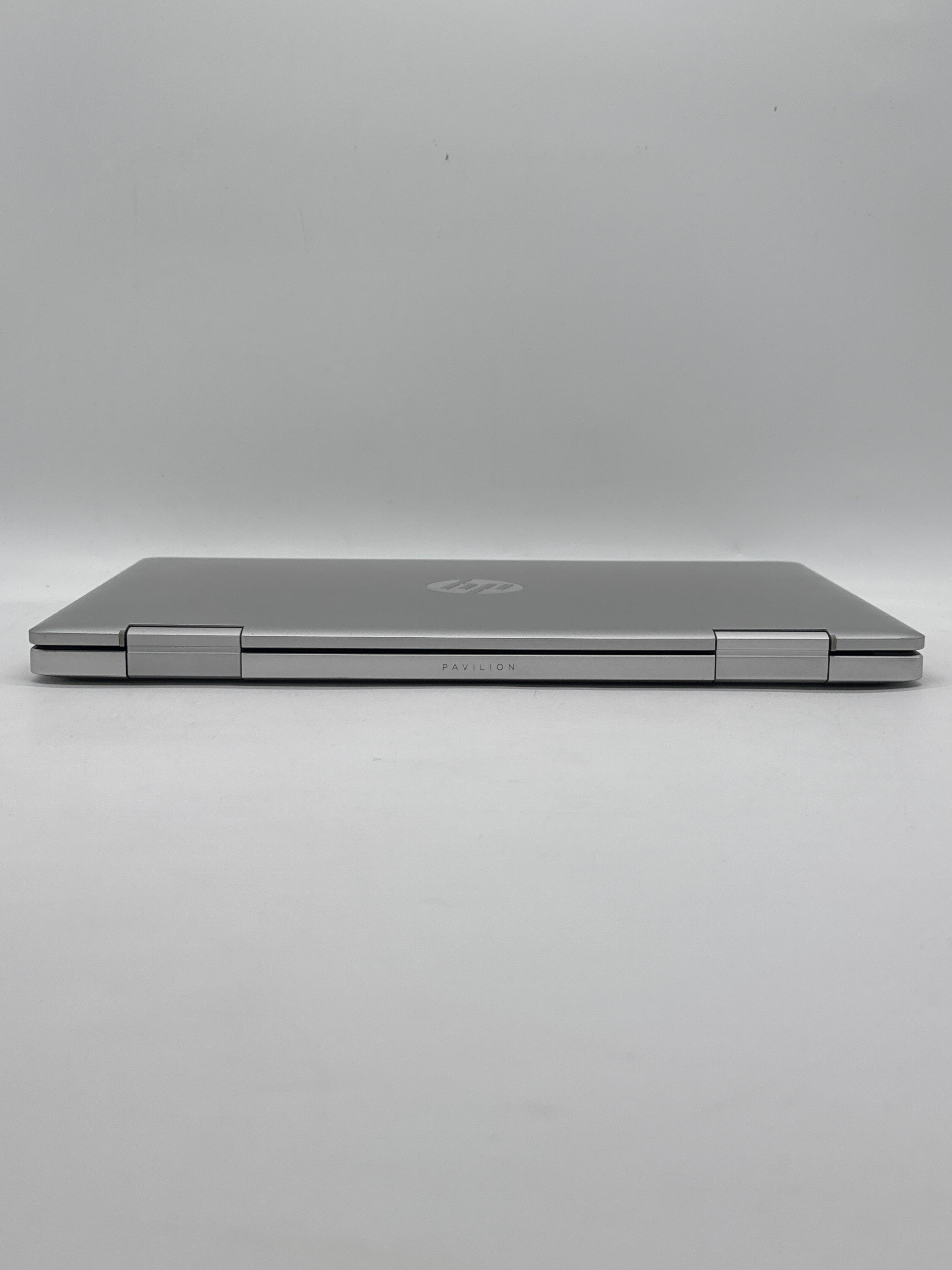 HP Pavilion x360 14-ek0033dx i5-1235U 8GB RAM 512GB SSD