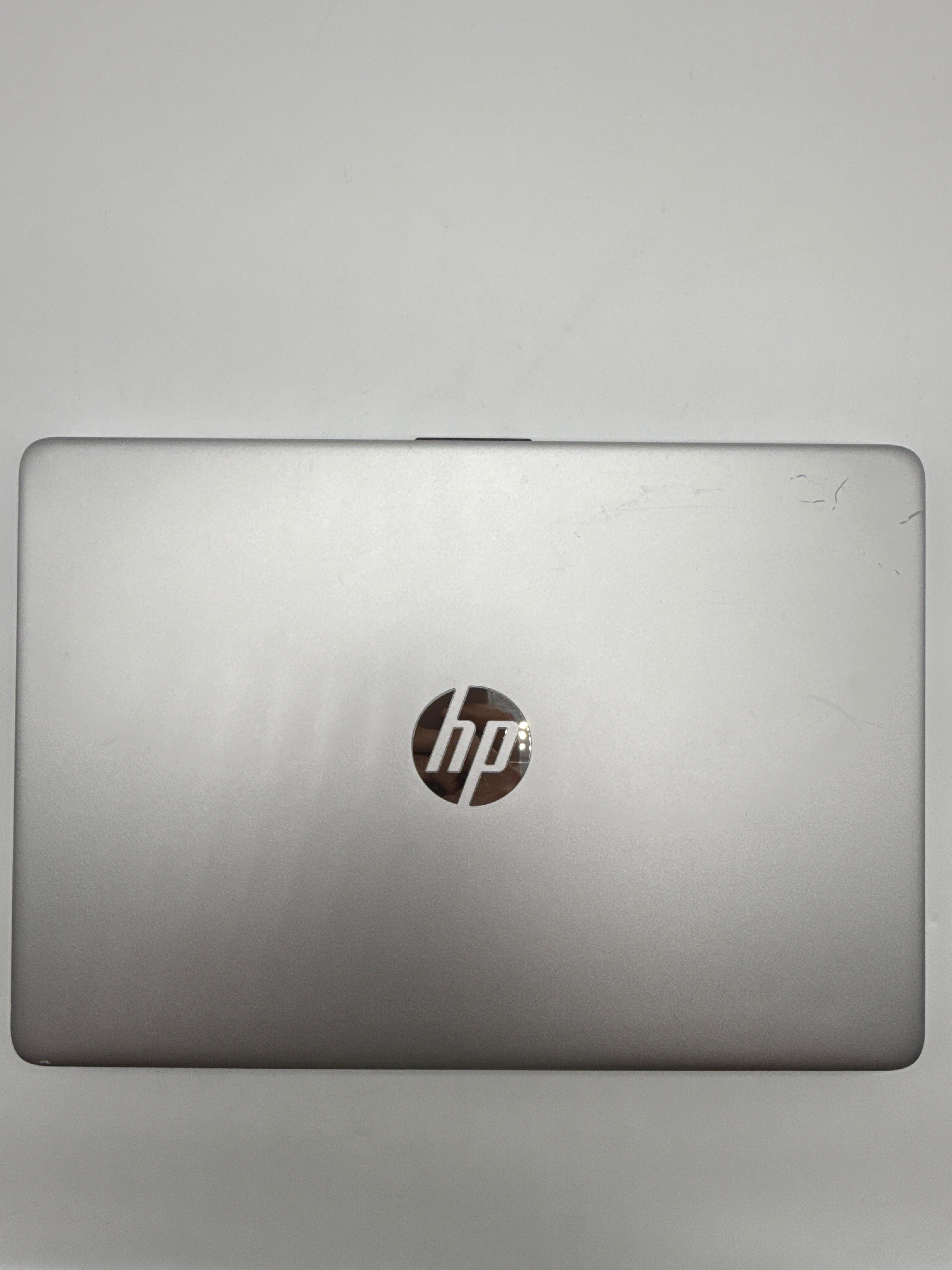 HP 14-FQ1025NR Ryzen 5 5500U 8GB RAM 256GB SSD