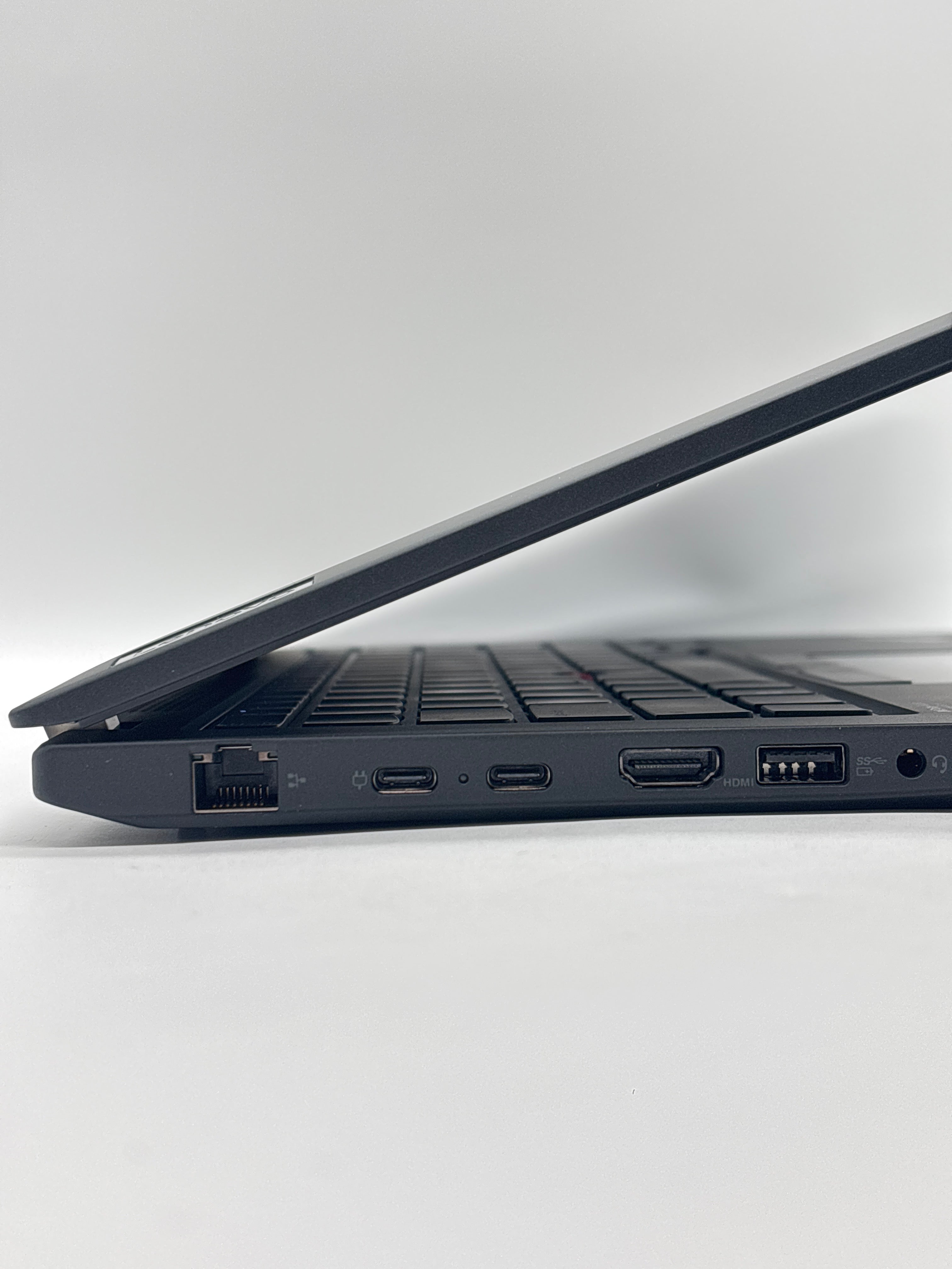 Lenovo Thinkpad T14 Gen 3 AMD Ryzen 5 Pro 6650U 16 GB RAM 256 GB SSD