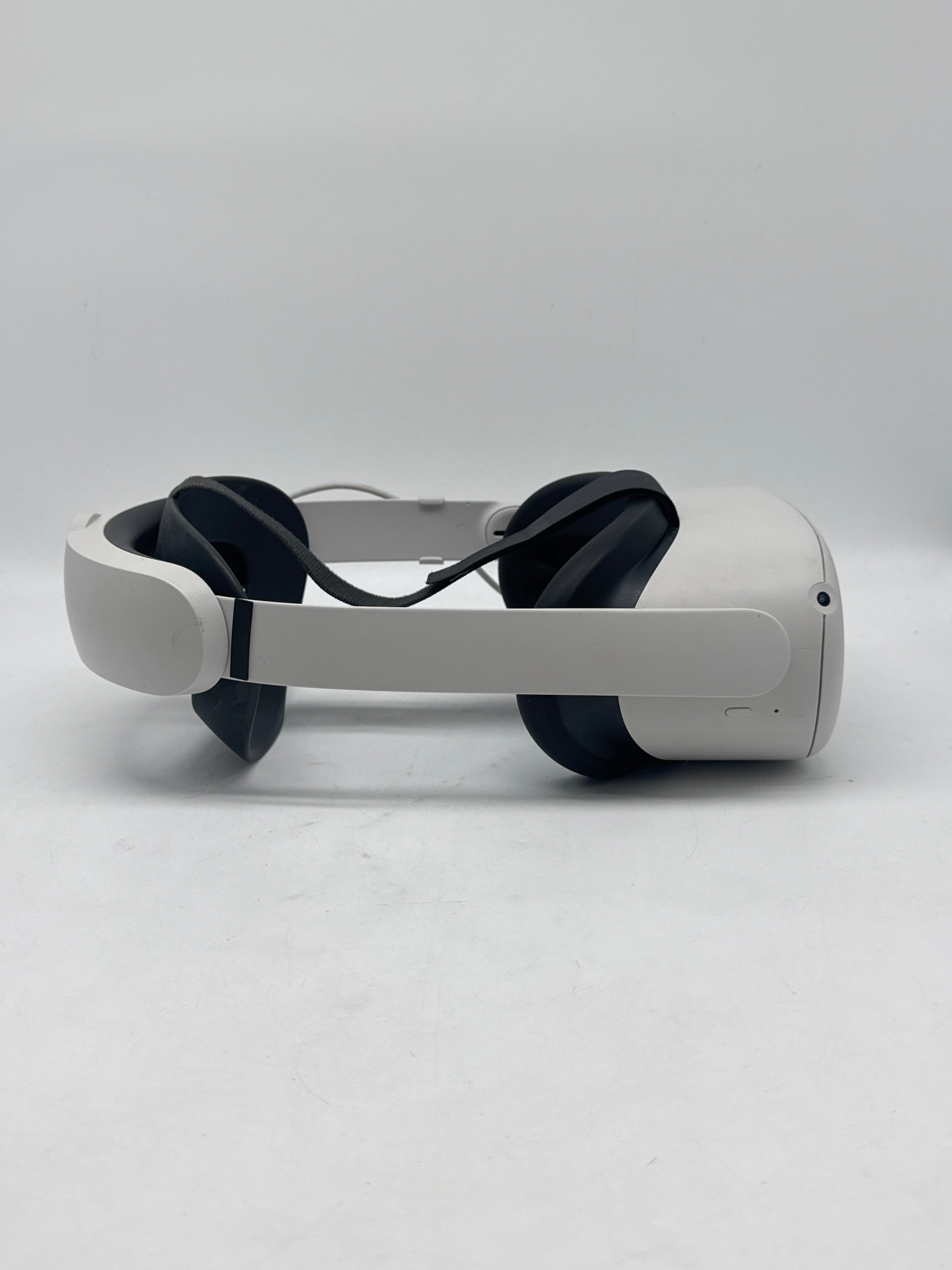 Meta Quest 2 Standalone VR Headset 128GB White - Used