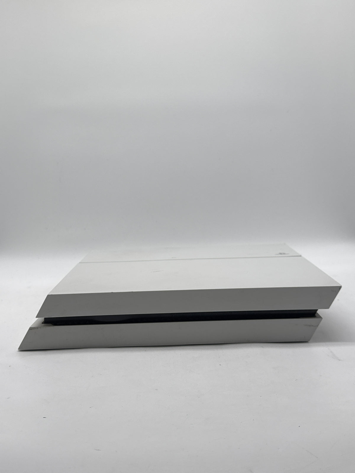 Sony PlayStation 4 CUH-1215A 500GB White Console Used - B