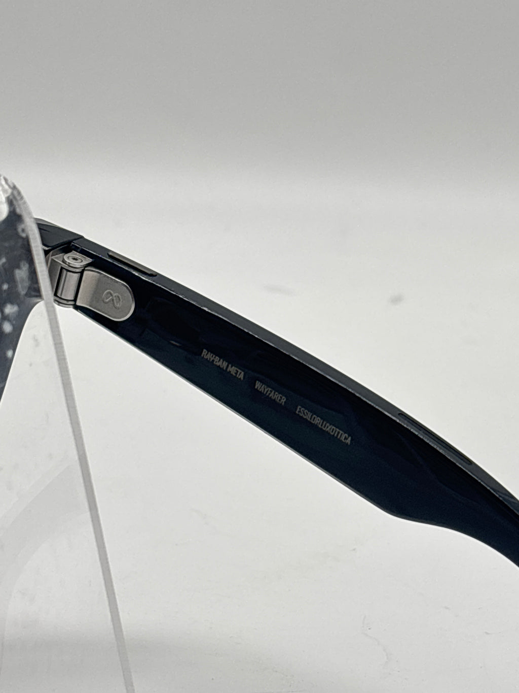 Ray-Ban Meta Wayfarer Smart Glasses RW4006 Black with Camera and Open-Ear - Used