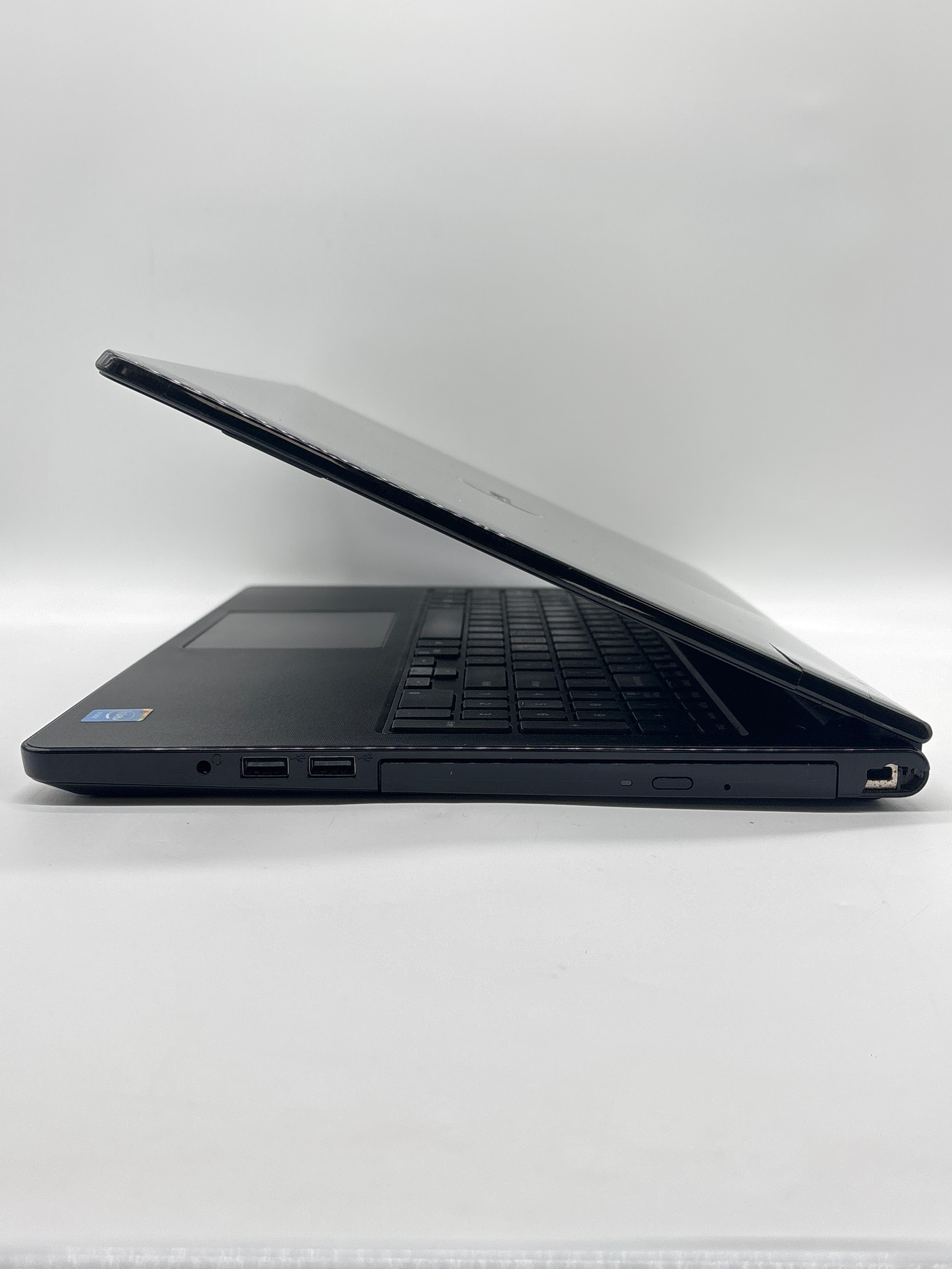 Dell Inspiron 5558 Touch Celeron 3205U 4GB RAM 500GB HD - For Parts (Read DESC)