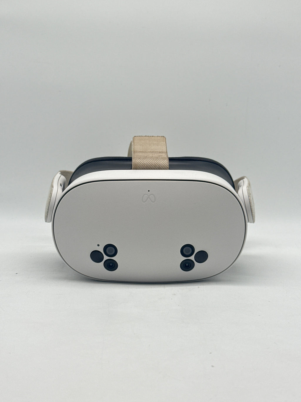 Meta Quest 3S 128GB Standalone All-in-One VR Headset White - Used