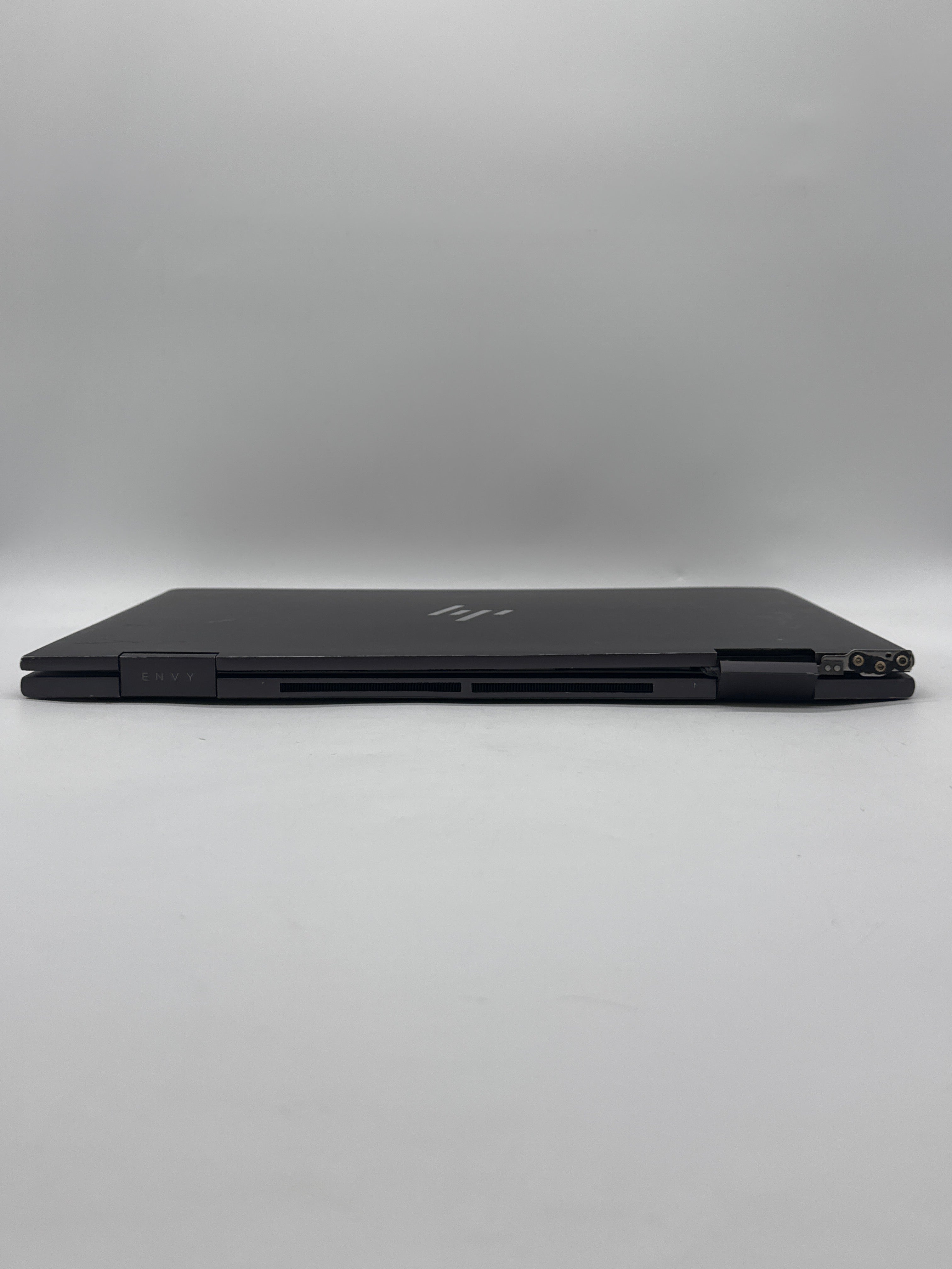 HP Envy x360 15-ey0013dx Ryzen 5 5625U 8GB RAM 256GB SSD - For Parts (Read DESC)