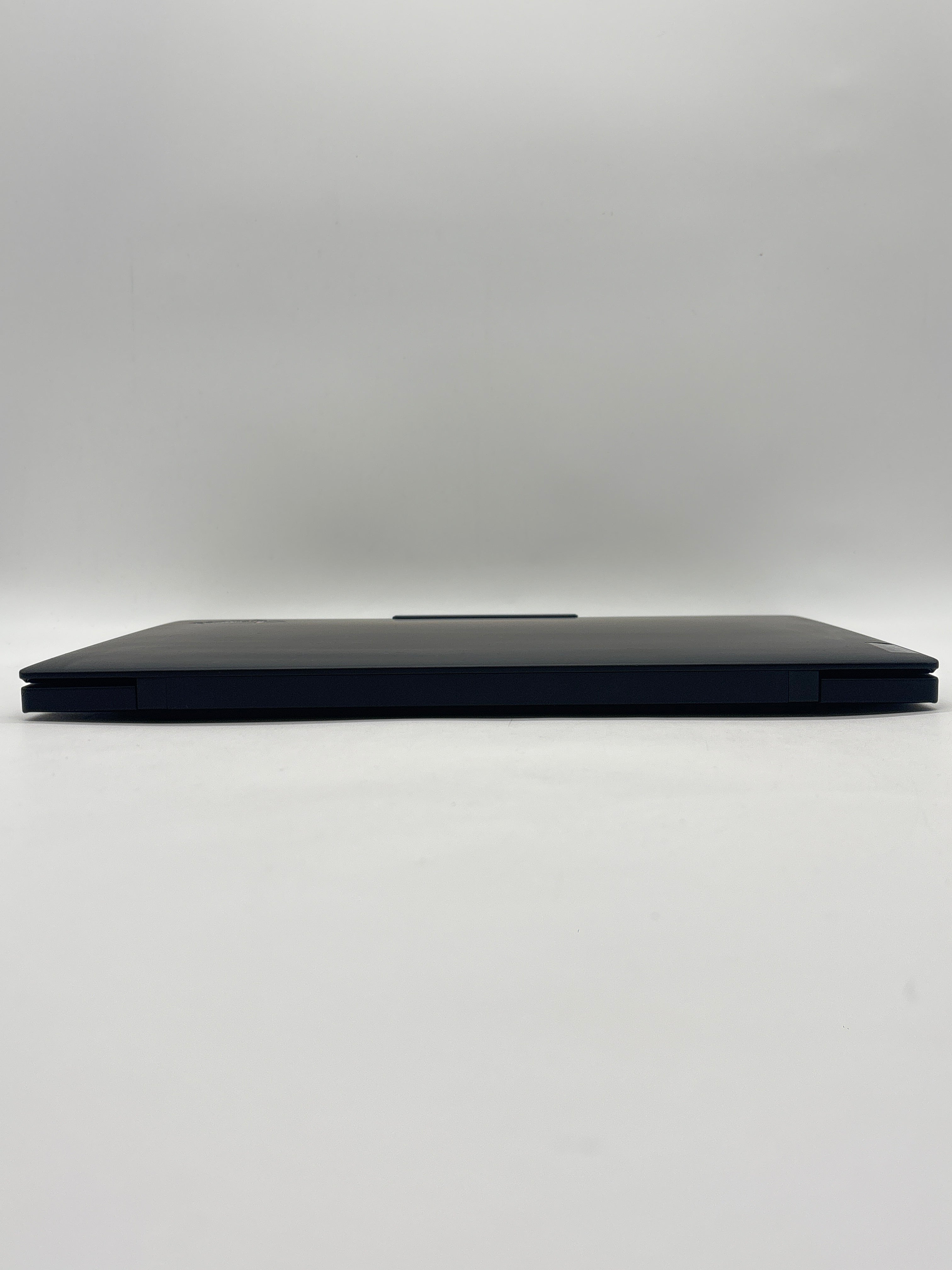 Lenovo ThinkPad X1 Carbon Gen 12 Ultra 5 135U 16GB RAM 512GB SSD - For Parts (Read)