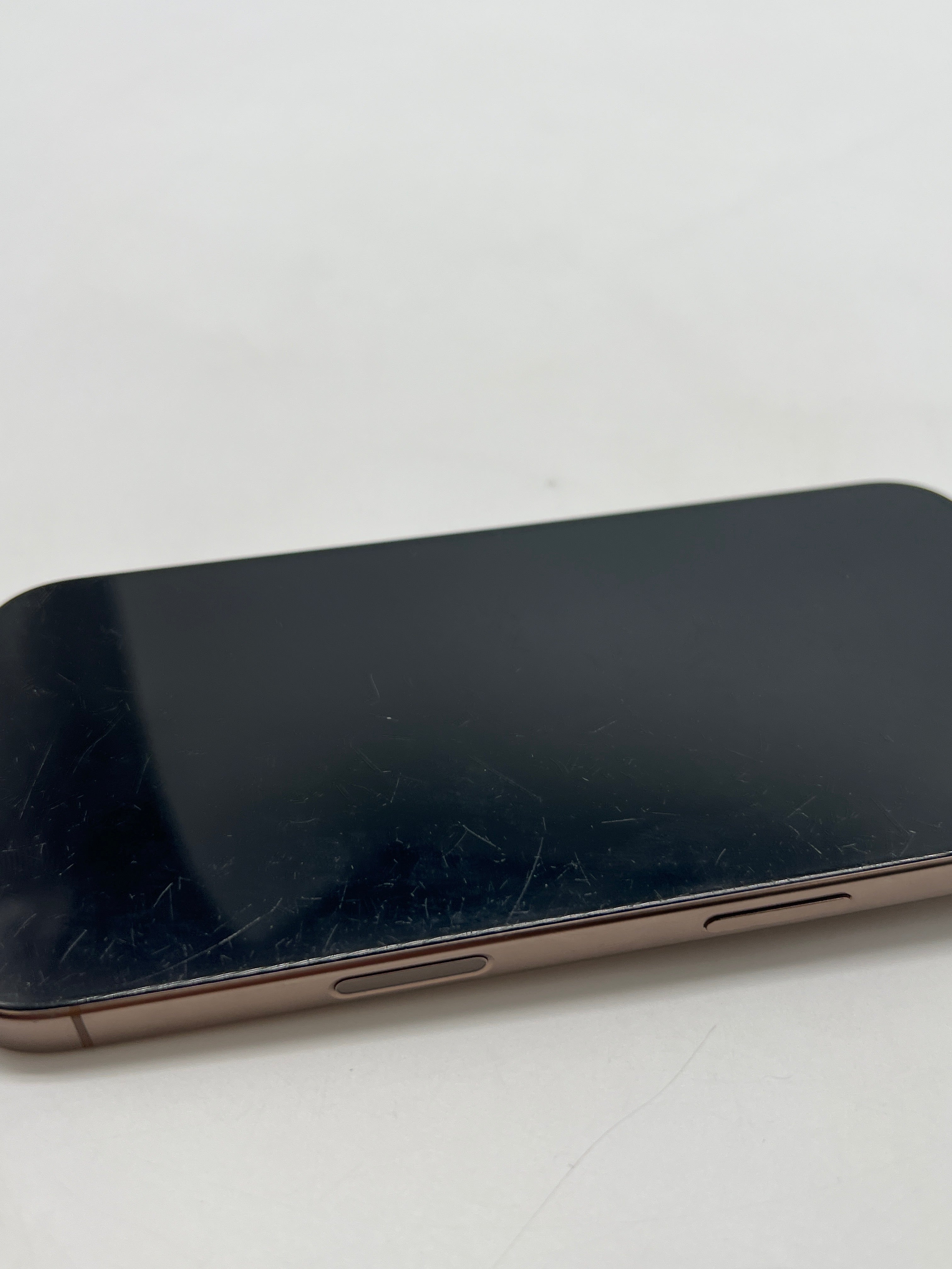 Apple iPhone 16 Pro 128GB Unlocked Gold - Used