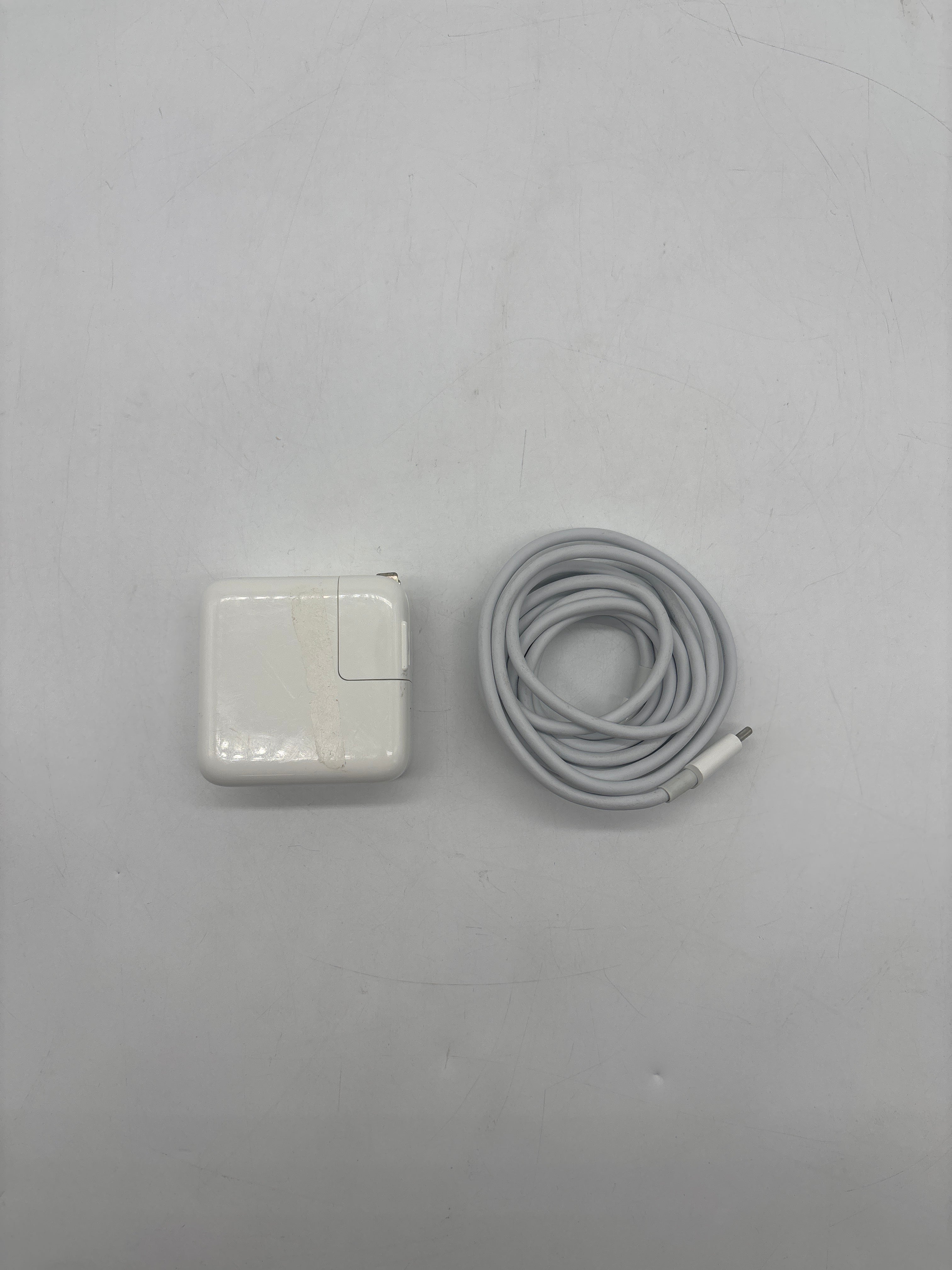 Apple MacBook Air 13" A2337 M1 8GB RAM 256GB SSD