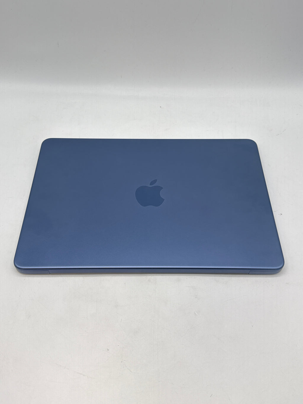 Apple MacBook Neo 13" A18 Pro 8GB RAM 256GB SSD - Used with Box