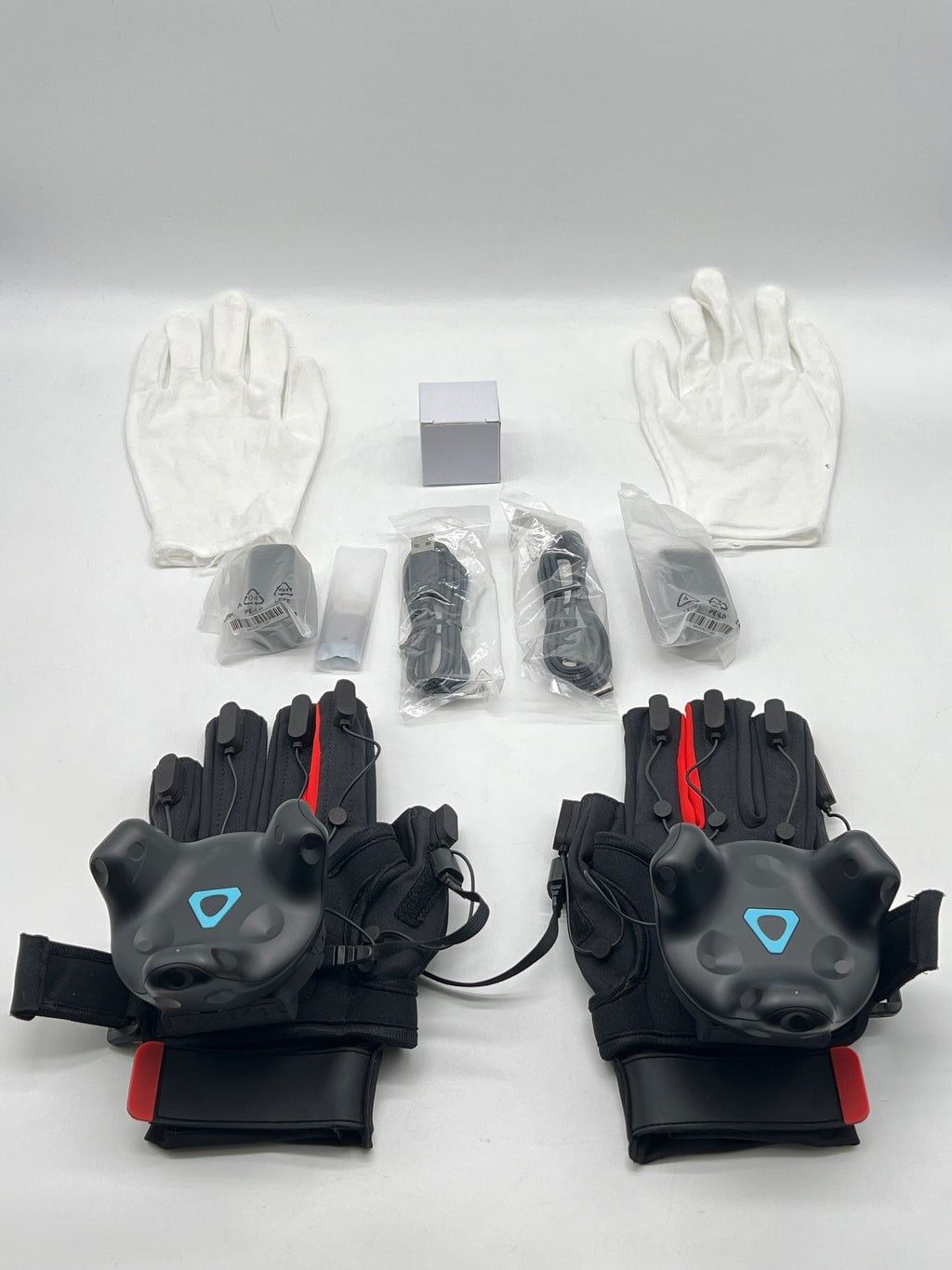 Manus VR Prime Haptic With HTC VIVE Trackers - New Open Box