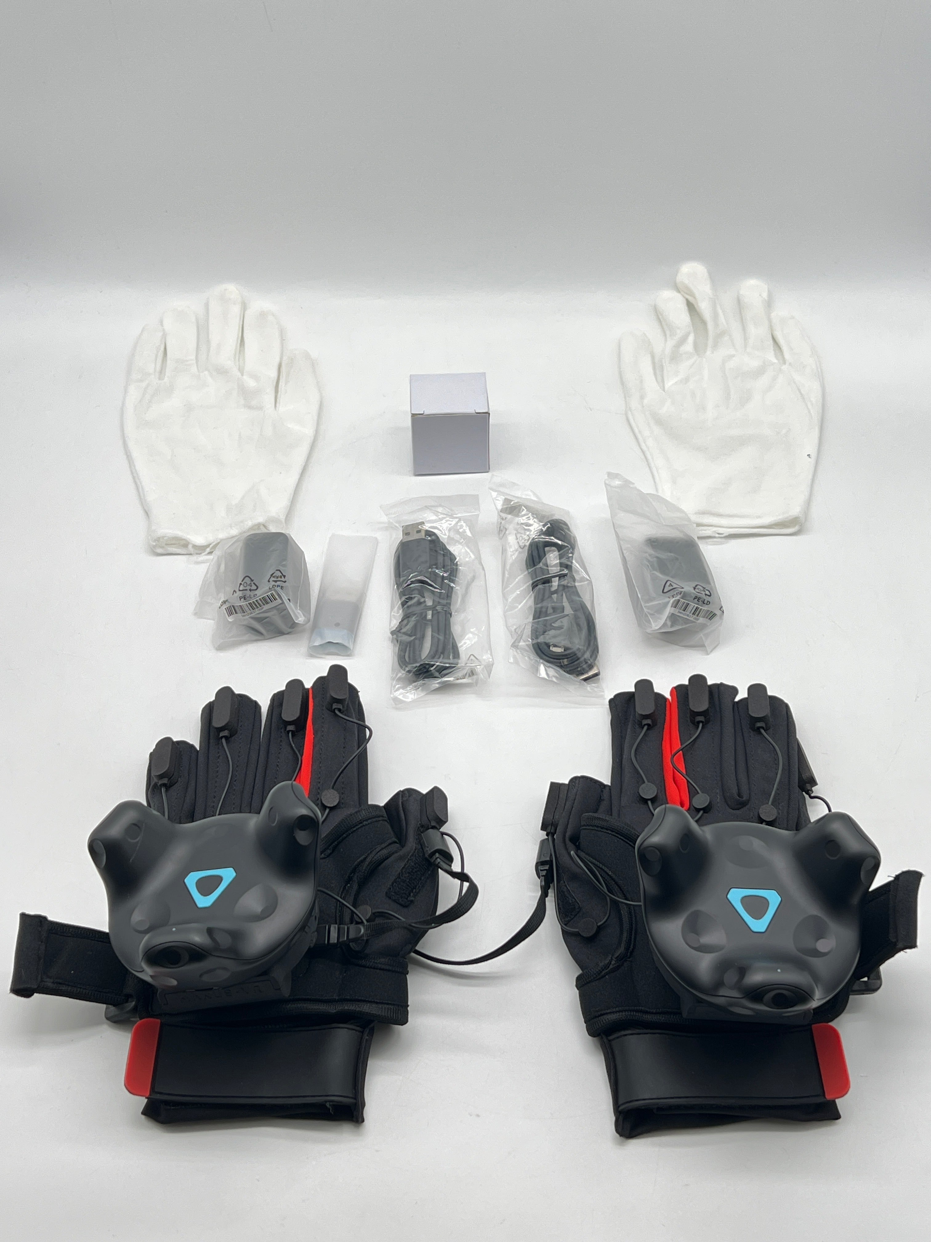 Manus VR Prime Haptic With HTC VIVE Trackers - New Open Box