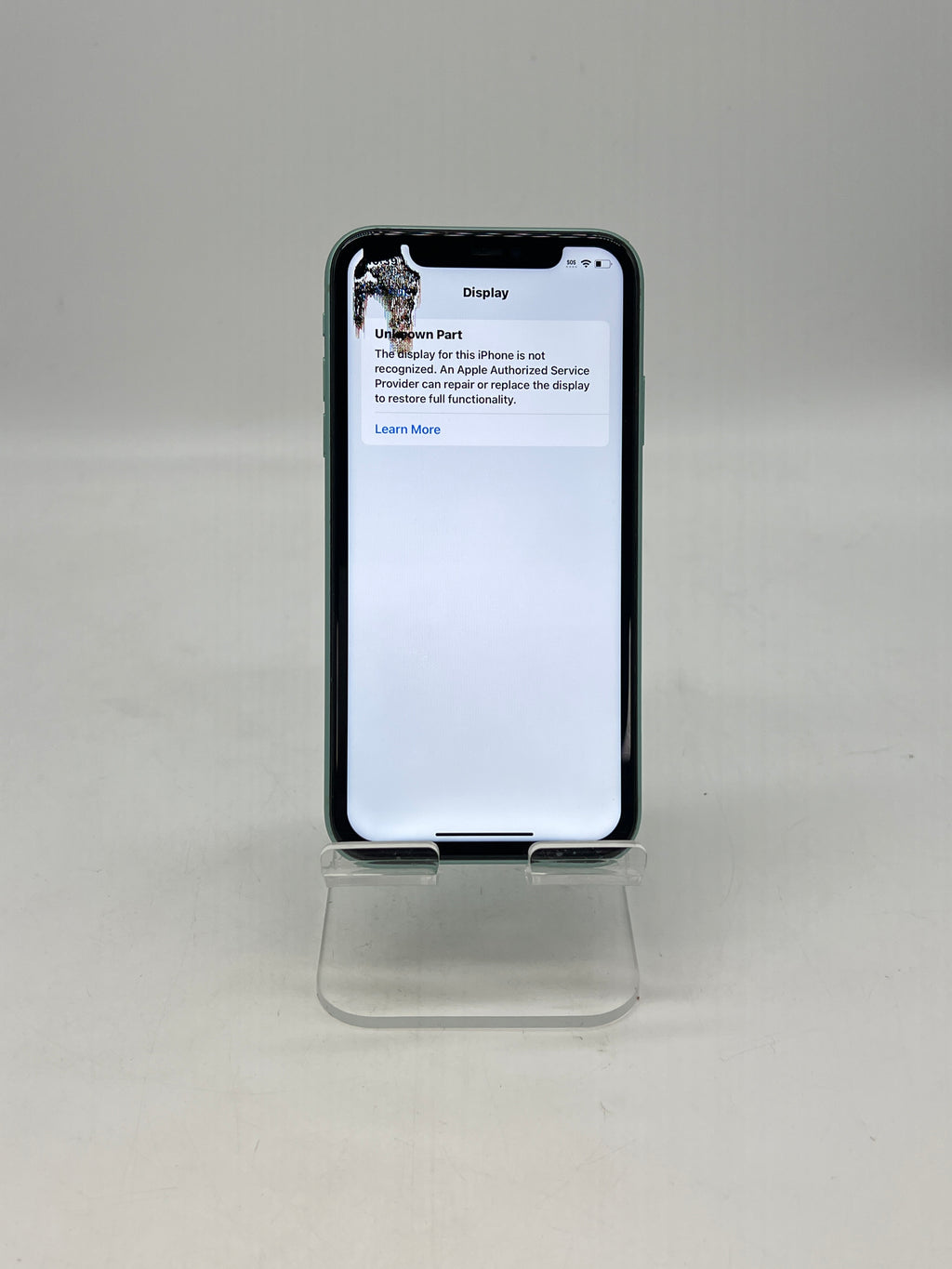 Apple iPhone 11 64GB Factory Unlocked Green - Bad LCD Service Battery