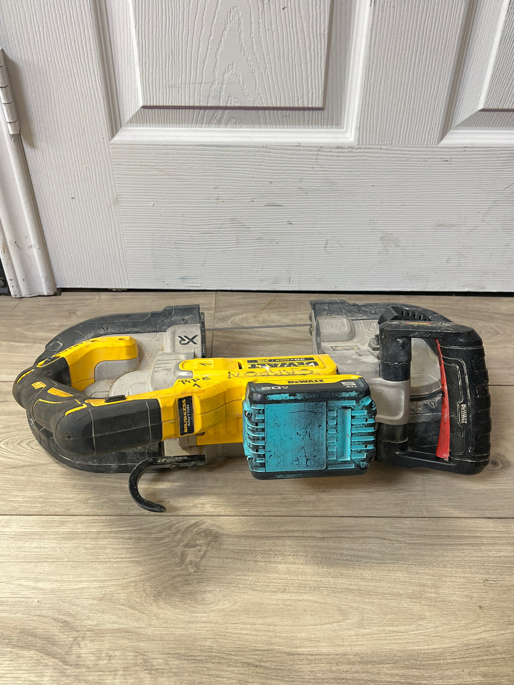 DeWalt DCS376B 20V MAX 5" Band Saw - Used