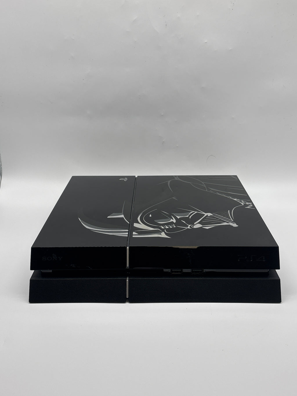 Sony PlayStation 4 Limited Edition Darth Vader 500GB CUH-1215A - Used