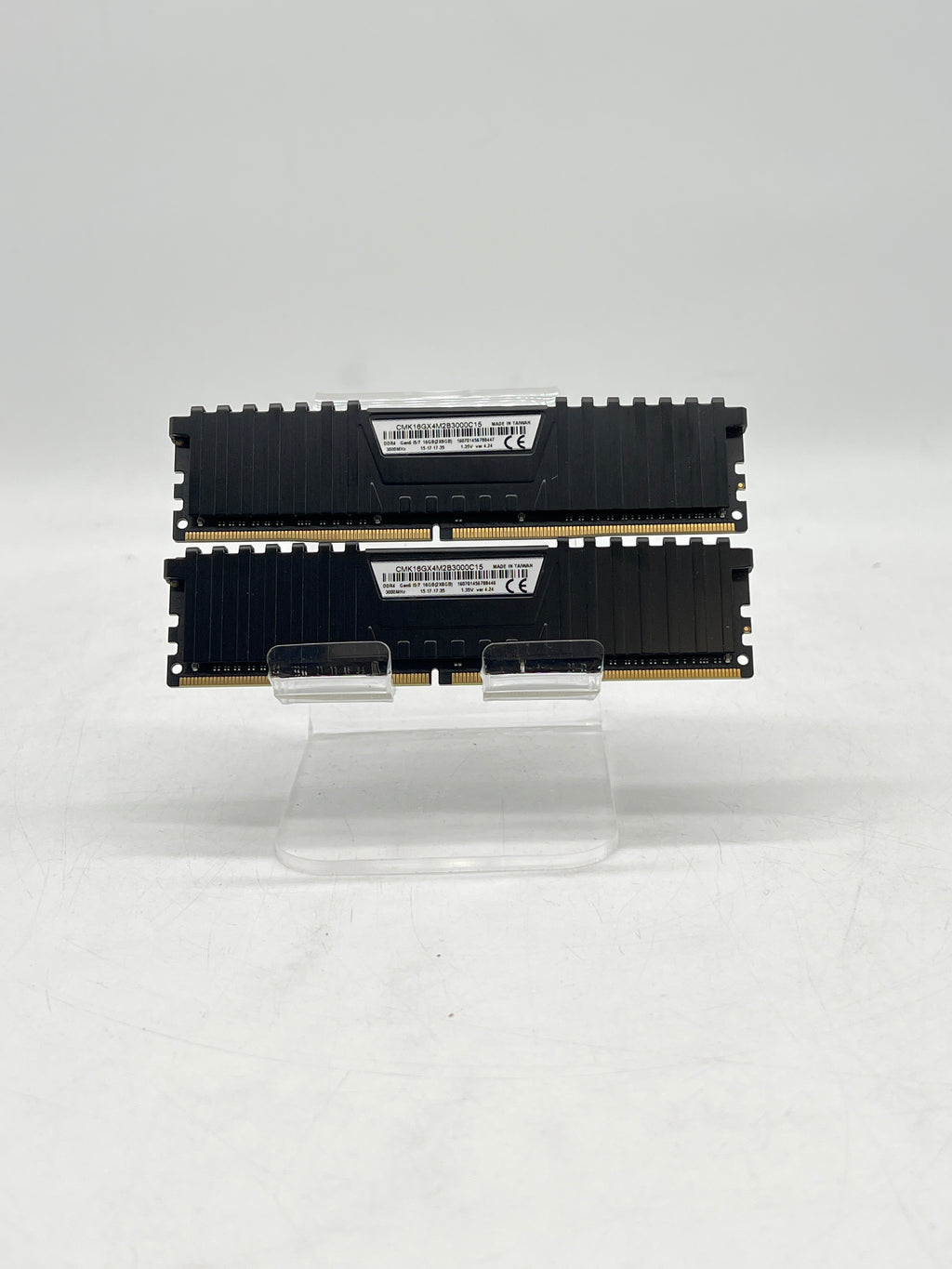 Corsair Vengeance LPX DDR4DIMM 16GB (2x8GB) 3000MHz CMK16GX4M2B3000C15