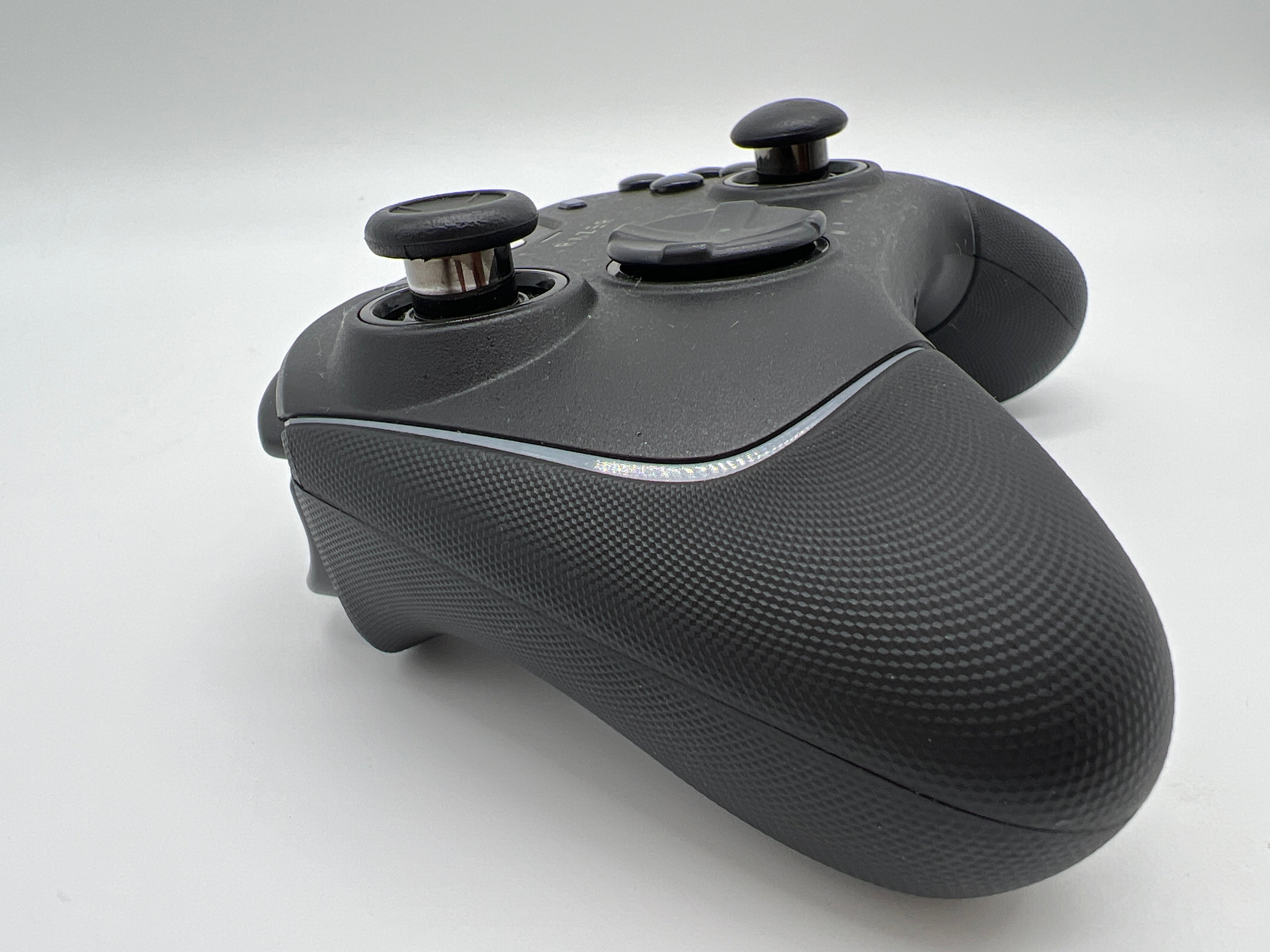Razer Wolverine V2 Chroma Black Controller for Xbox PC - Used