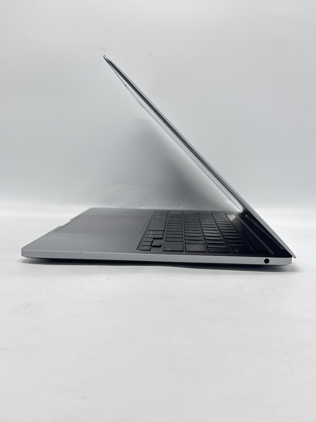 Apple MacBook Pro 13in A2338 M1 8GB RAM 256GB SSD Cracked Screen - For Parts