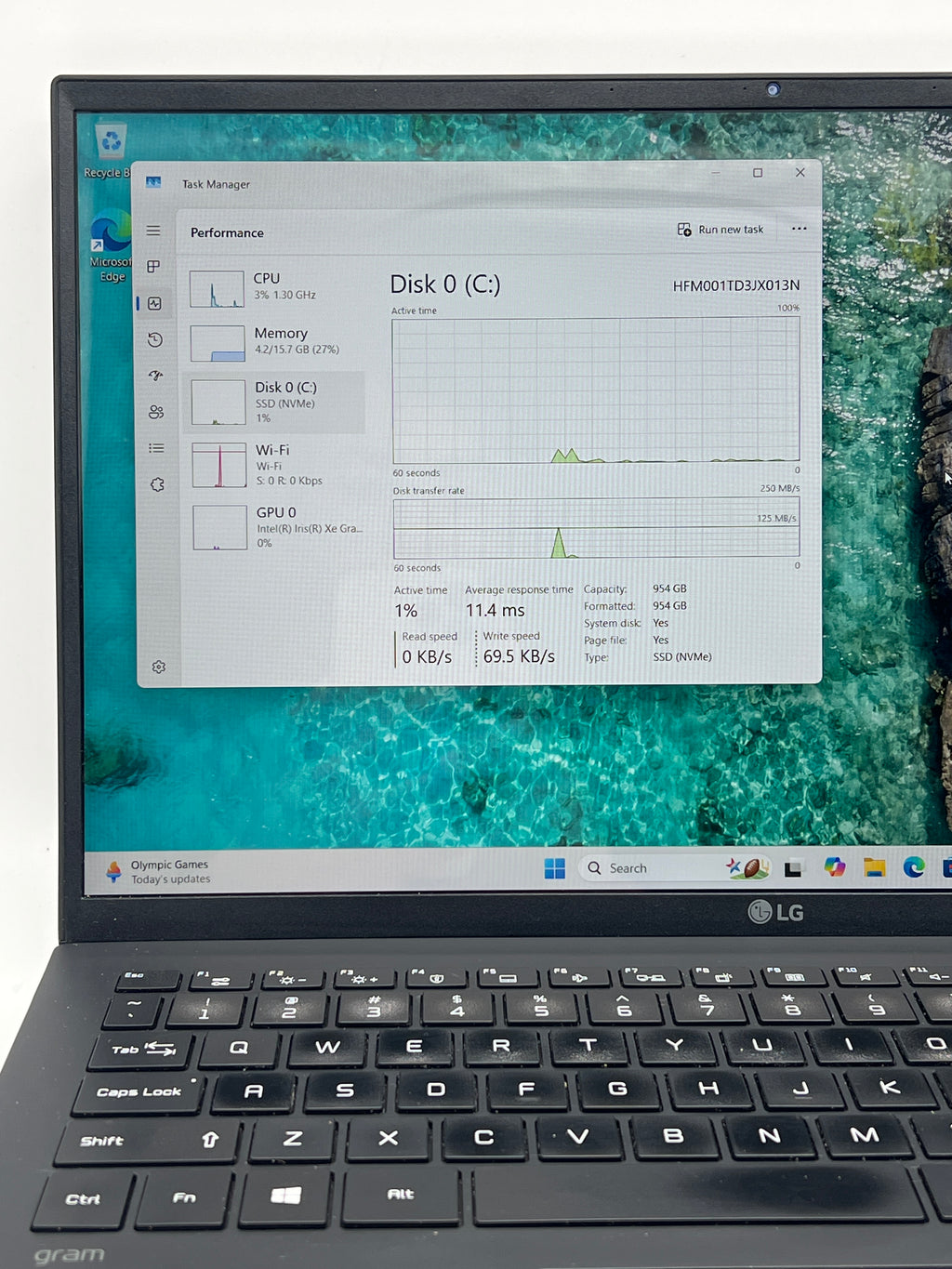 LG Gram 15.6 inch i7-1195G7 16GB RAM 1TB SSD - Used