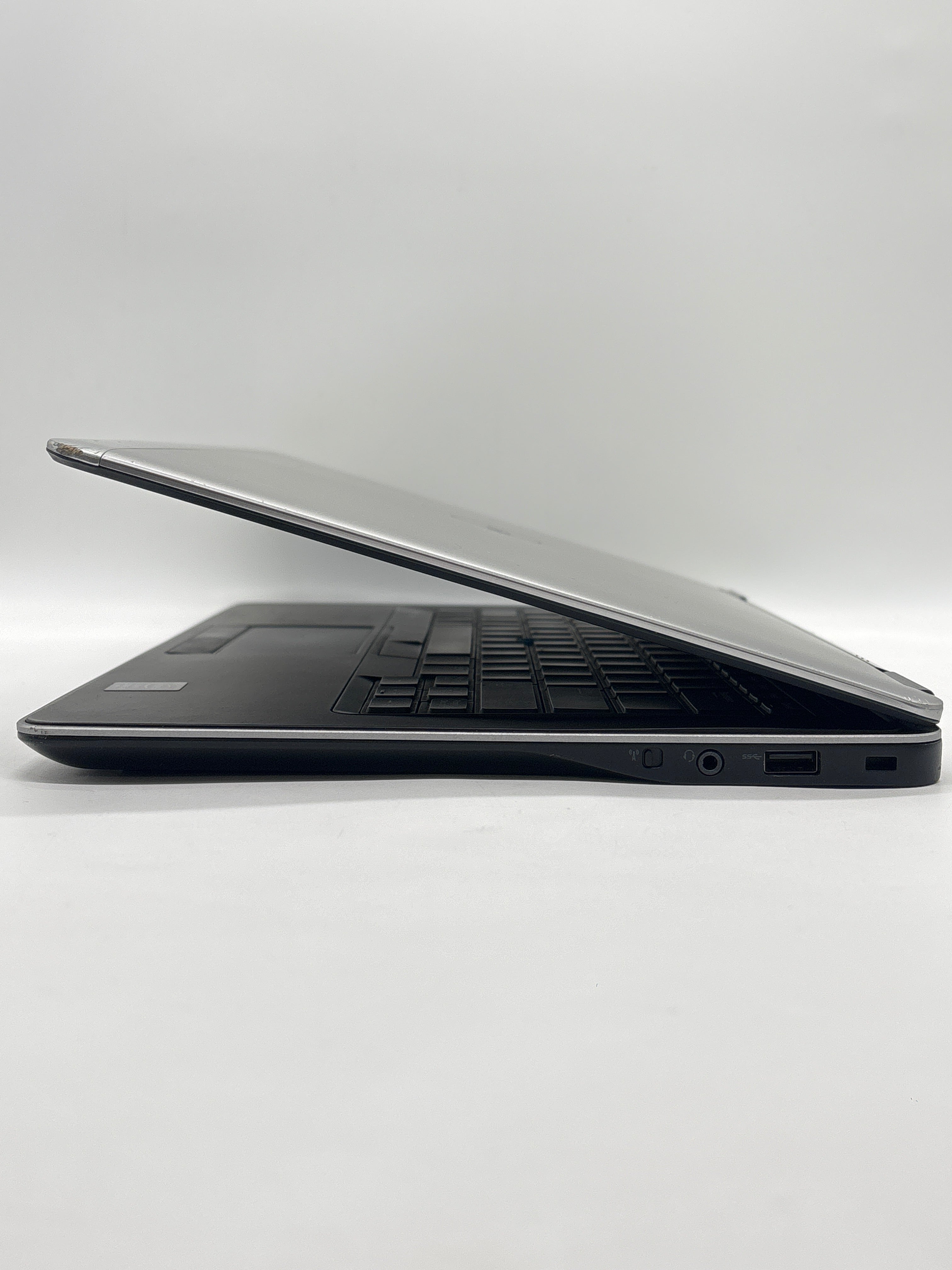 Dell Latitude E7250 i5-4310U 16GB RAM 256GB SSD - For Parts (Read DESC)