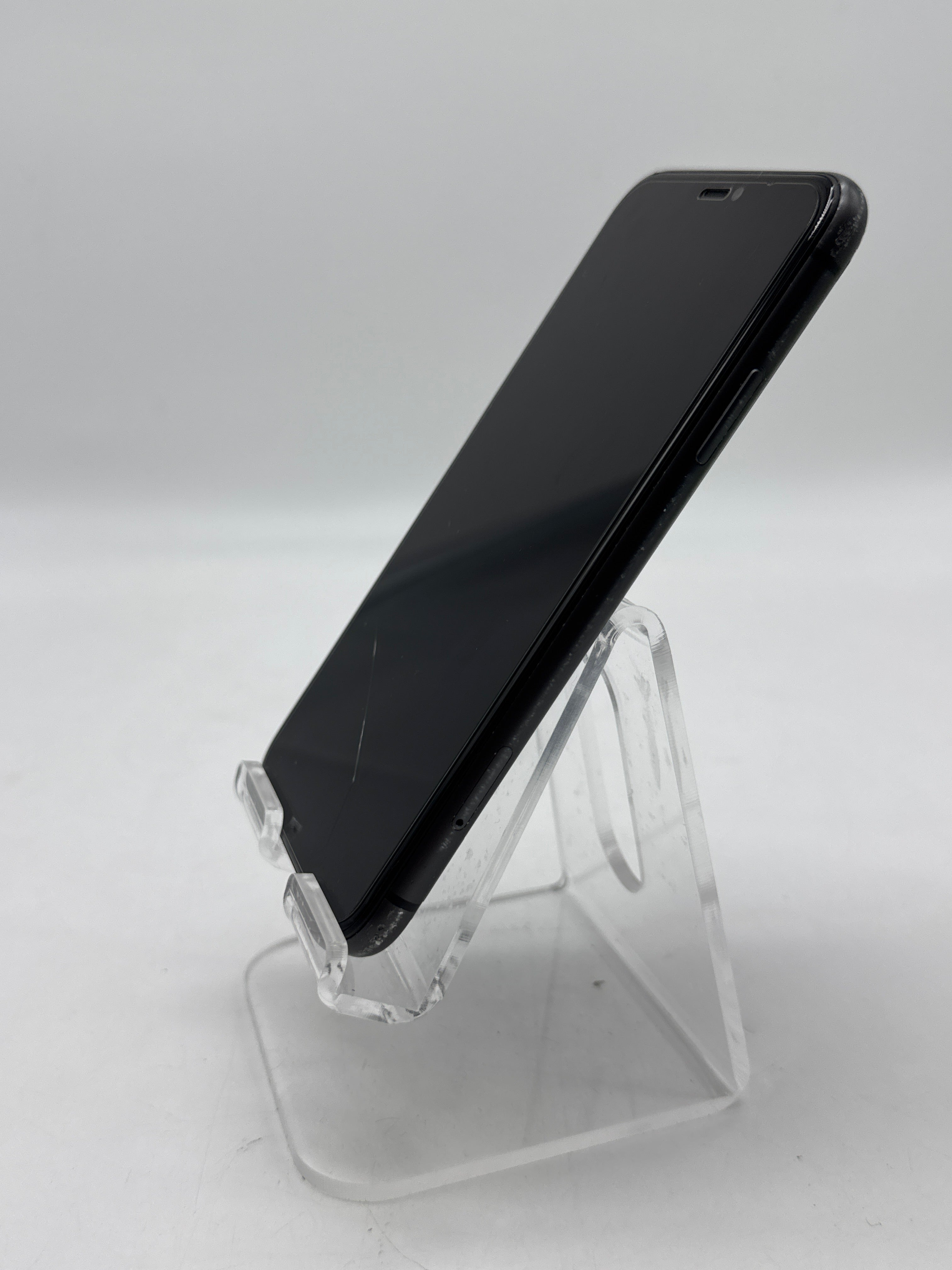 Apple iPhone 11 64GB Factory Unlocked - Cracked Back Unknown Display