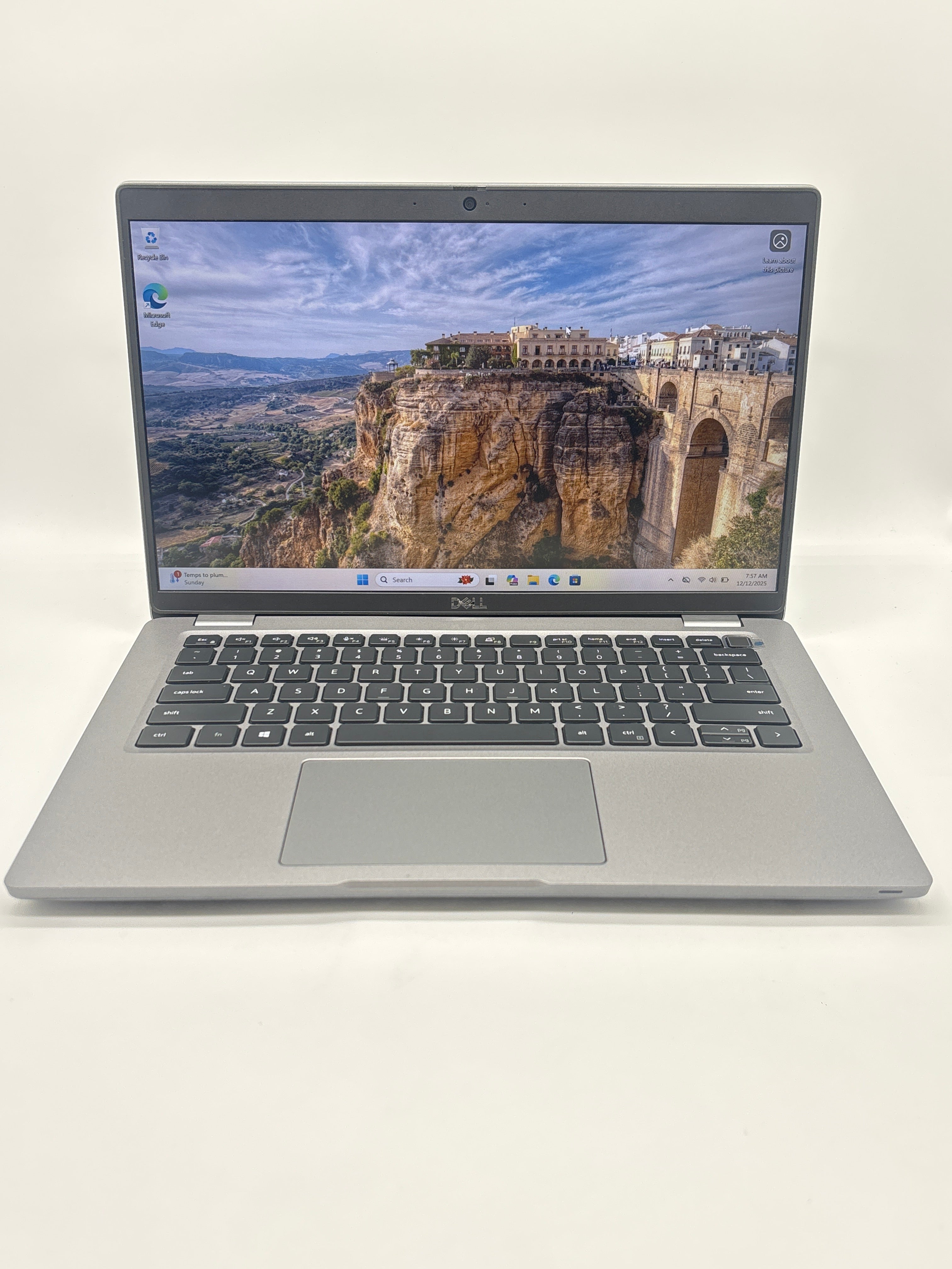 Dell Latitude 5420 14 in Intel Core i7 11th Gen 16GB RAM 512GB SSD Gray Used