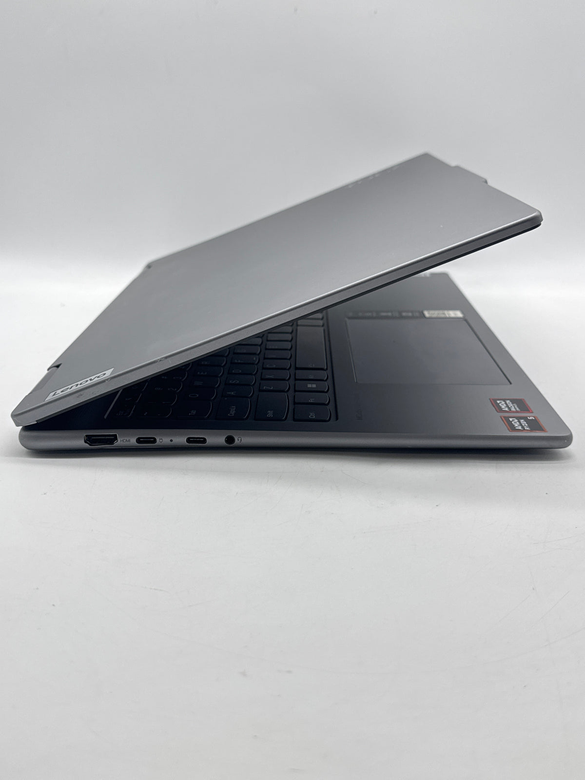 Lenovo Yoga 2-in-1 16AHP9 16" Ryzen 5 8640HS 8GB RAM 512GB SSD Gray - READ