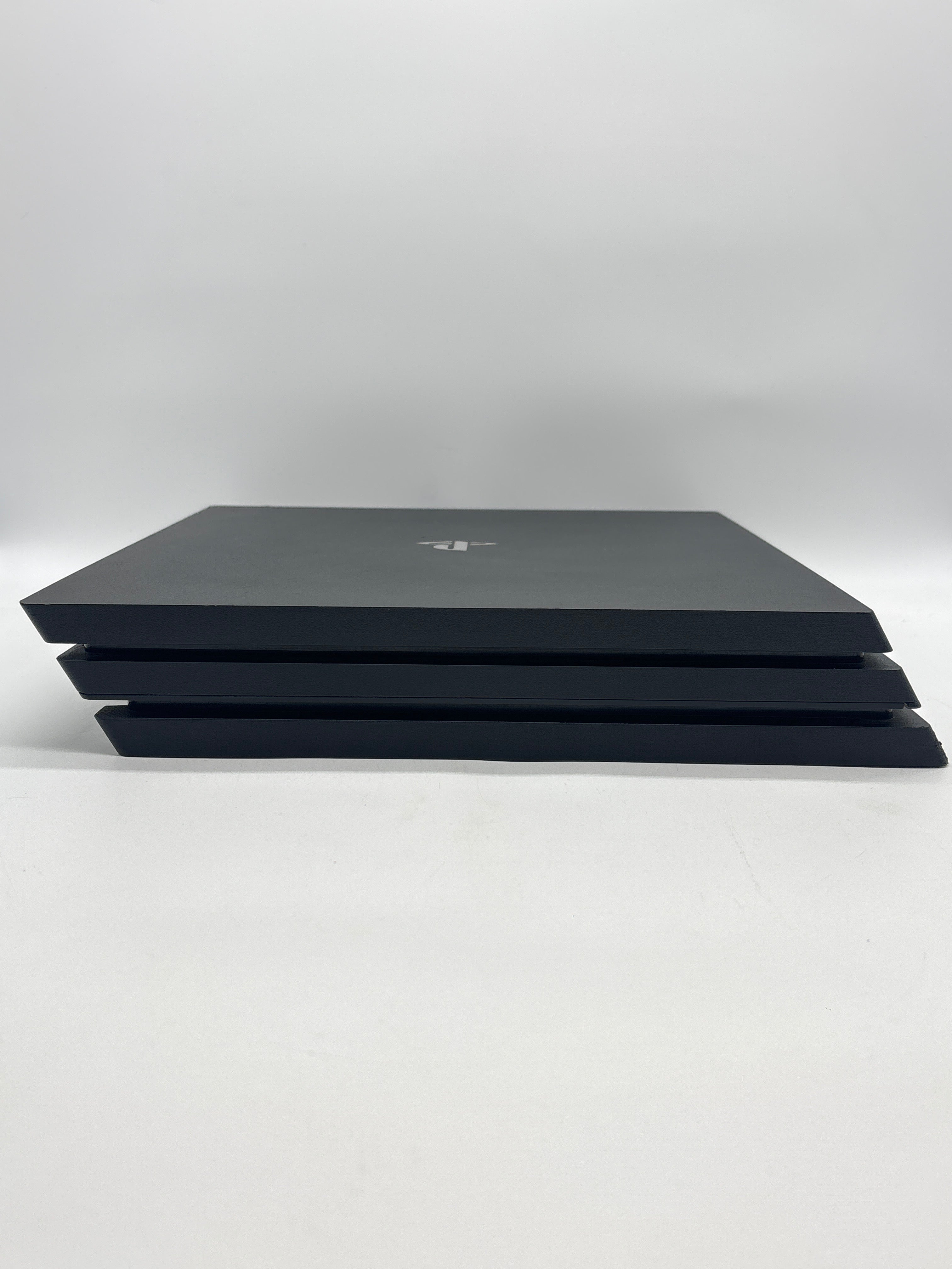 Sony PlayStation 4 Pro CUH-7215B Black 1TB - For Parts (Read DESC)