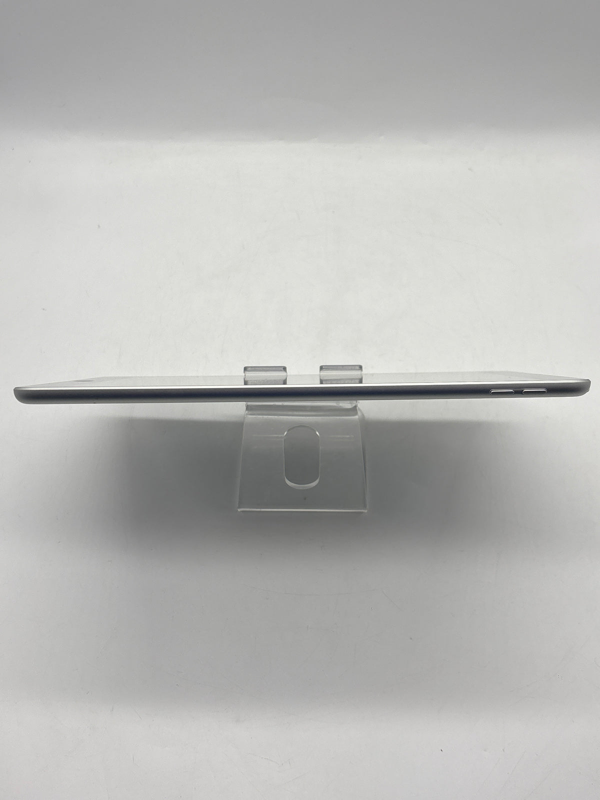 Apple iPad 9th Gen A2602 64GB Wi-Fi Silver - Remotely Managed