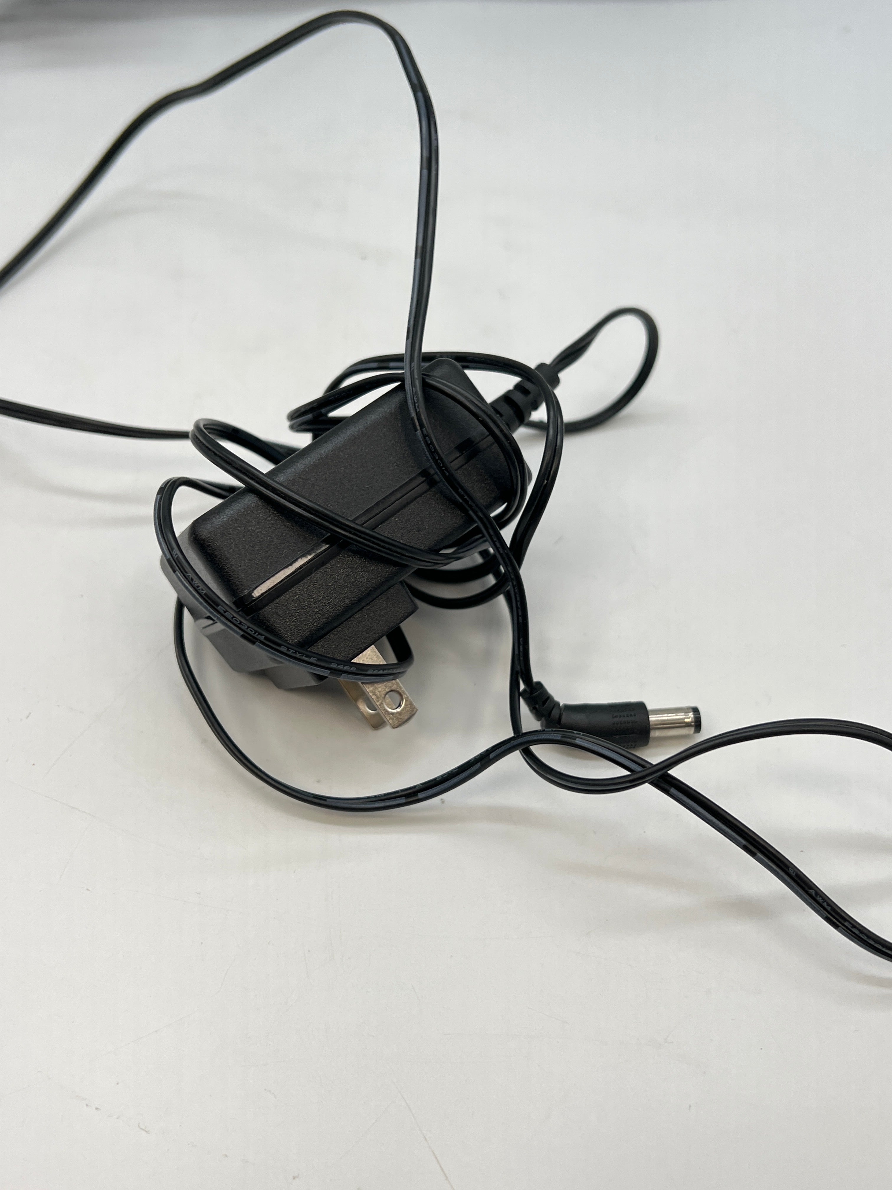 Yealink SIP-T46S VoIP IP Business Phone - Cracked Screen