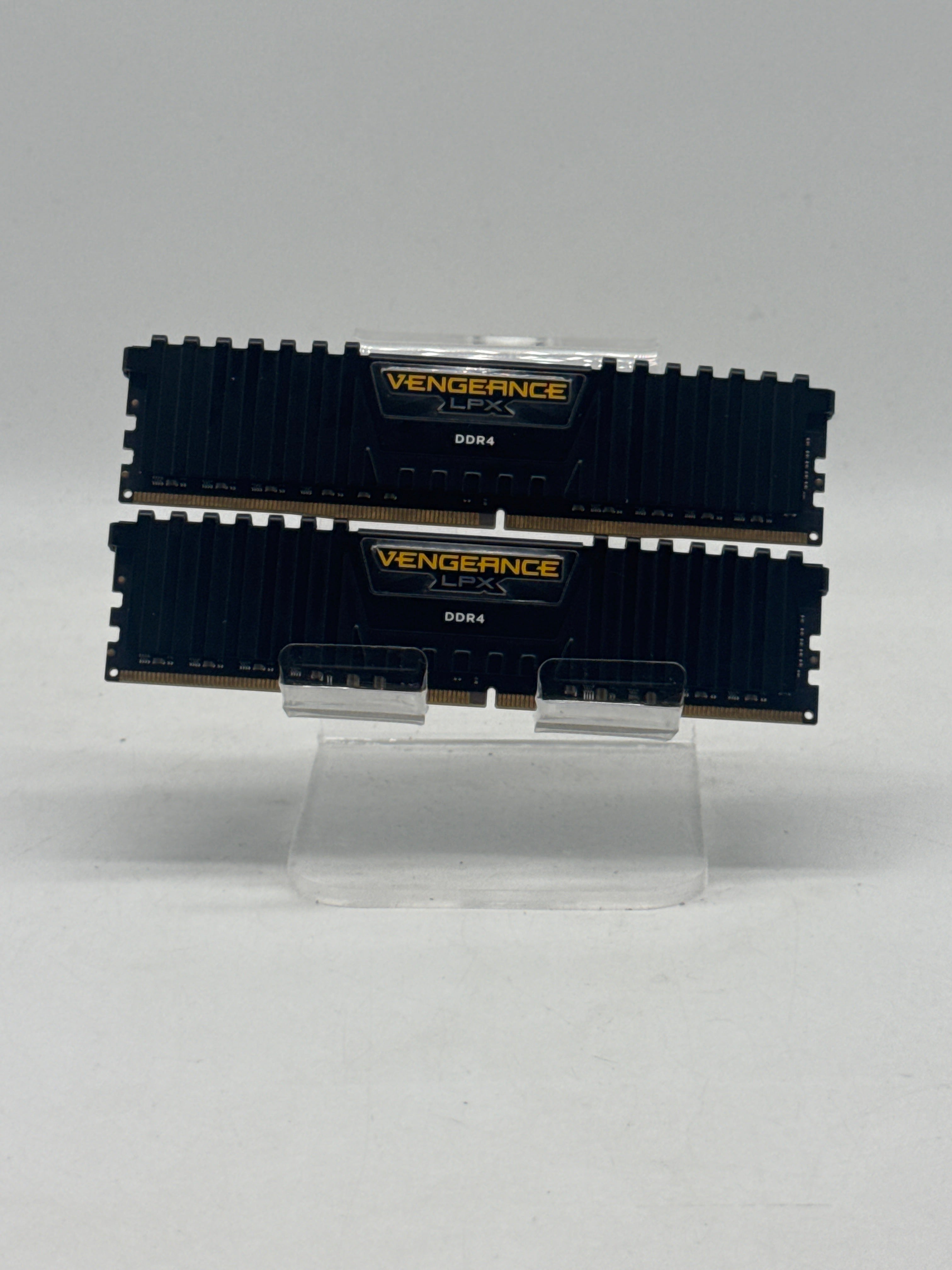 Corsair Vengeance LPX 32GB (2x16GB) DDR4-3200 Desktop RAM - Used