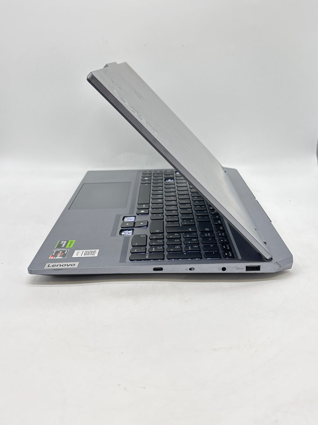 Lenovo LOQ 15ARP9 15" AMD Ryzen 5 7235HS 8GB RAM 512GB SSD RTX 3050 - READ