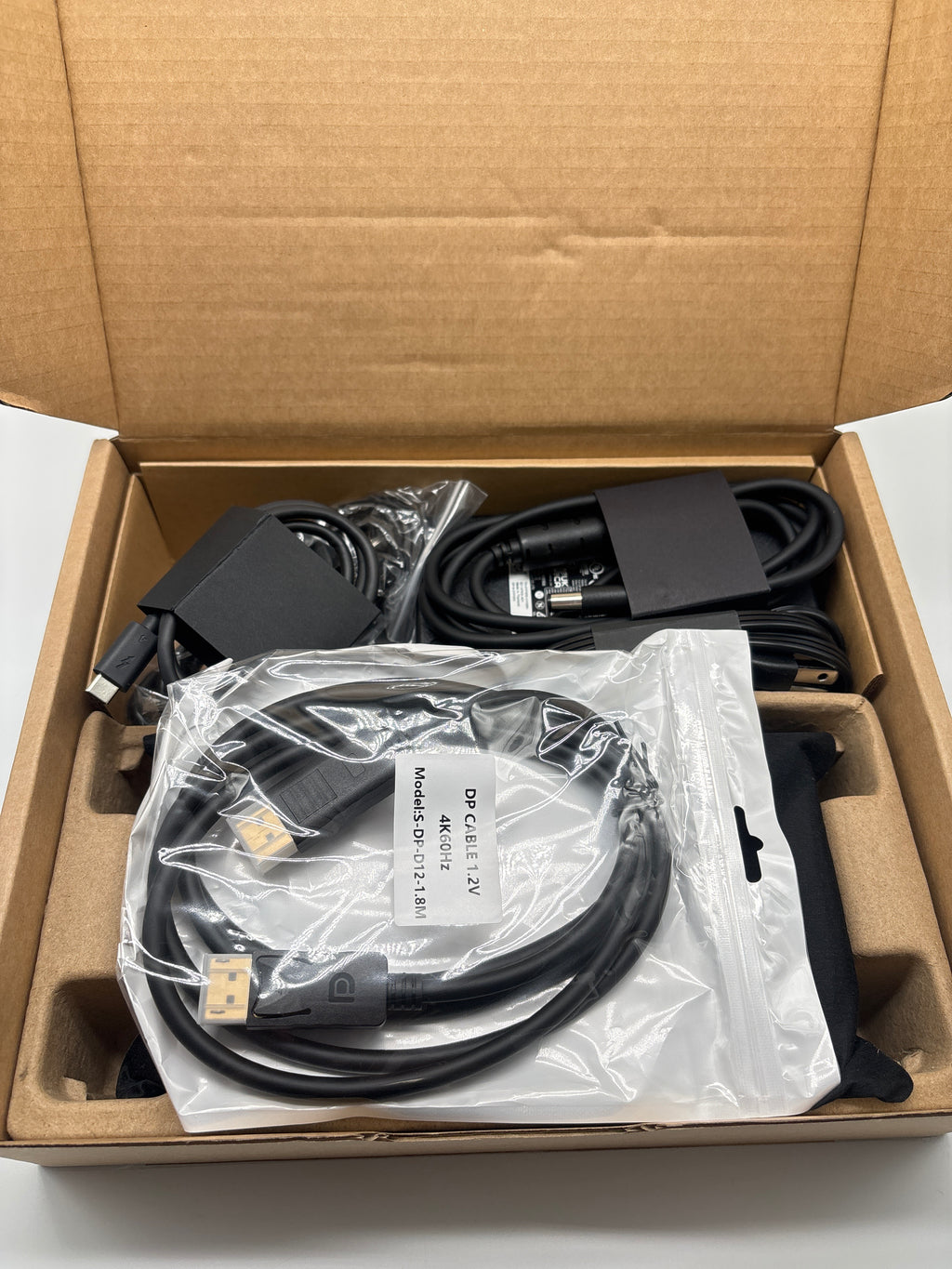 Dell Pro SD25TB4 Thunderbolt 4 Smart Dock 96W Power Delivery Docking Station