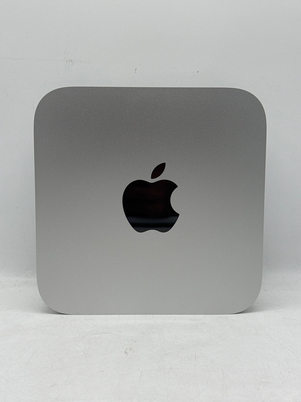 Apple Mac Studio 2025 M4 Max 64GB RAM 4TB SSD 40-Core GPU Silver - Used