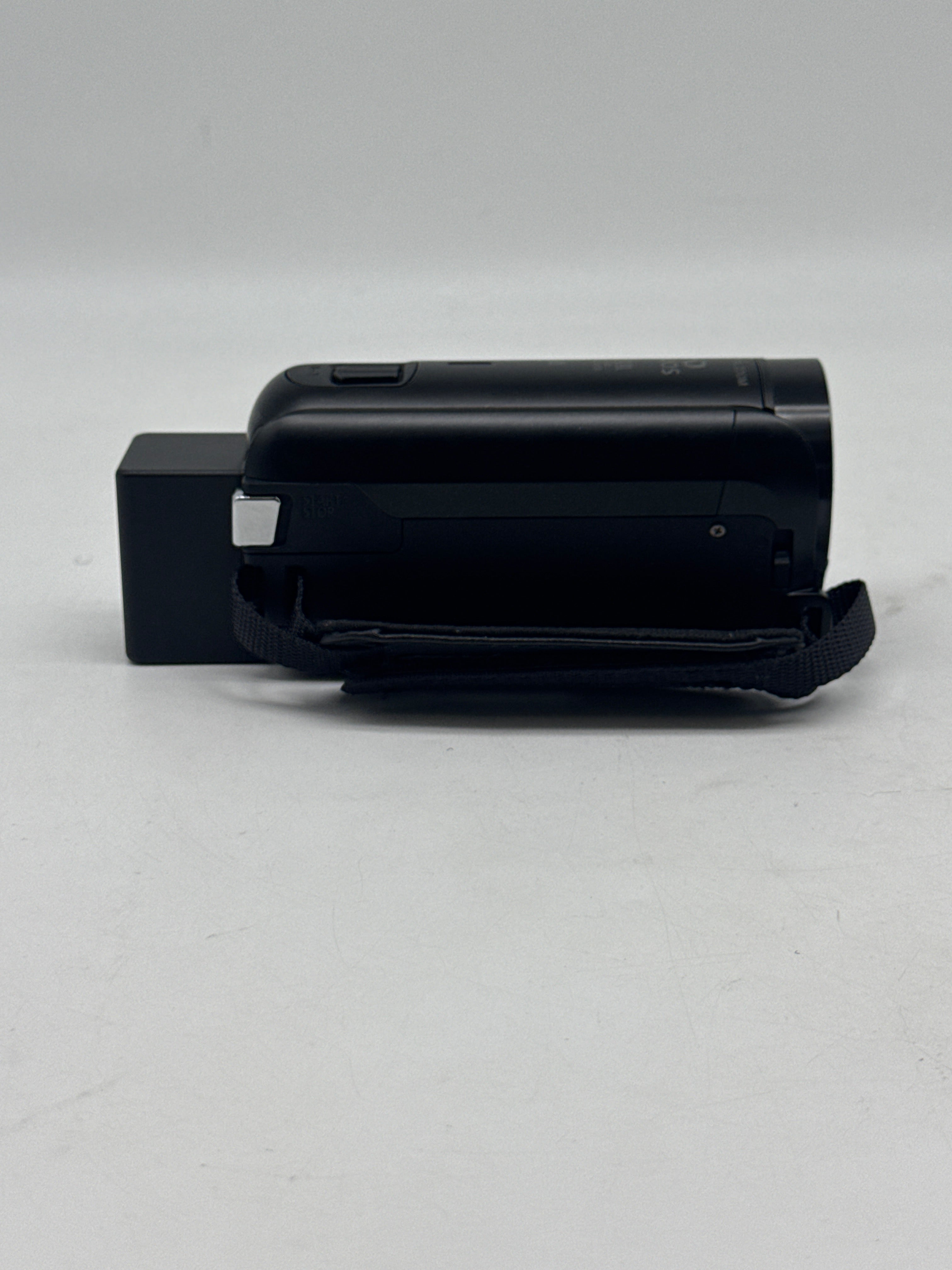 Canon VIXIA HF R80 Camcorder Black HD 57x Zoom 3.0" LCD HDMI USB Wi-Fi
