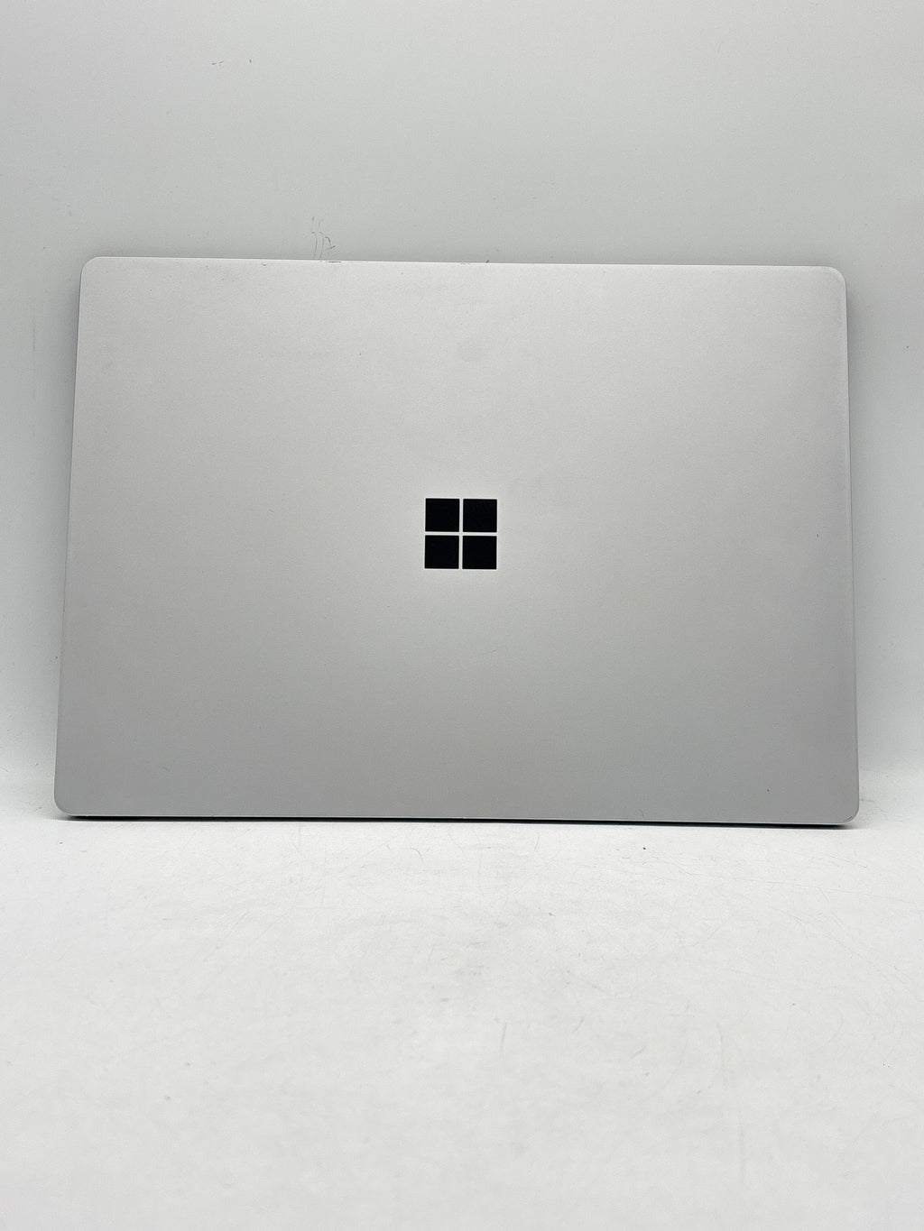 Microsoft Surface Laptop 1769 14-inch i5-7200U 4GB RAM 128GB SSD - Used
