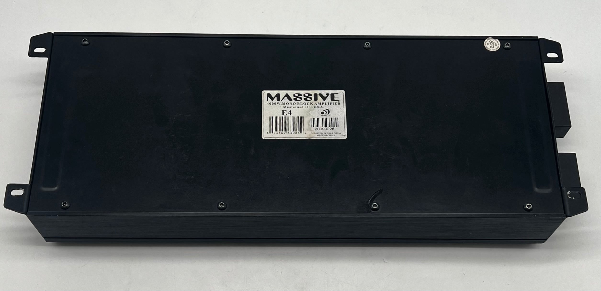 Massive E4 4000 Watts Mono block amplifier - Used
