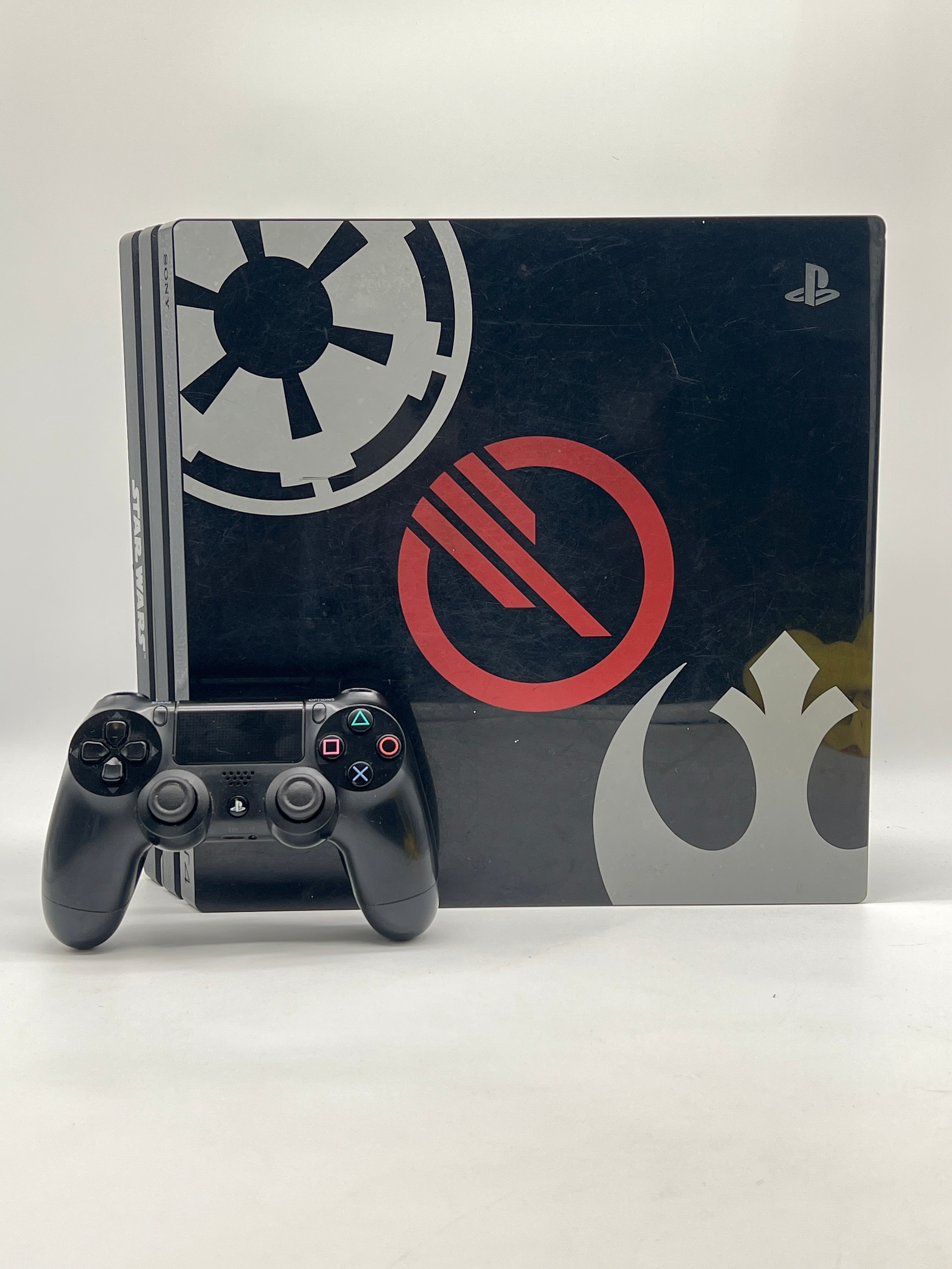 Sony PlayStation 4 Pro (CUH-7115B) 1TB Star Wars Edition - Used