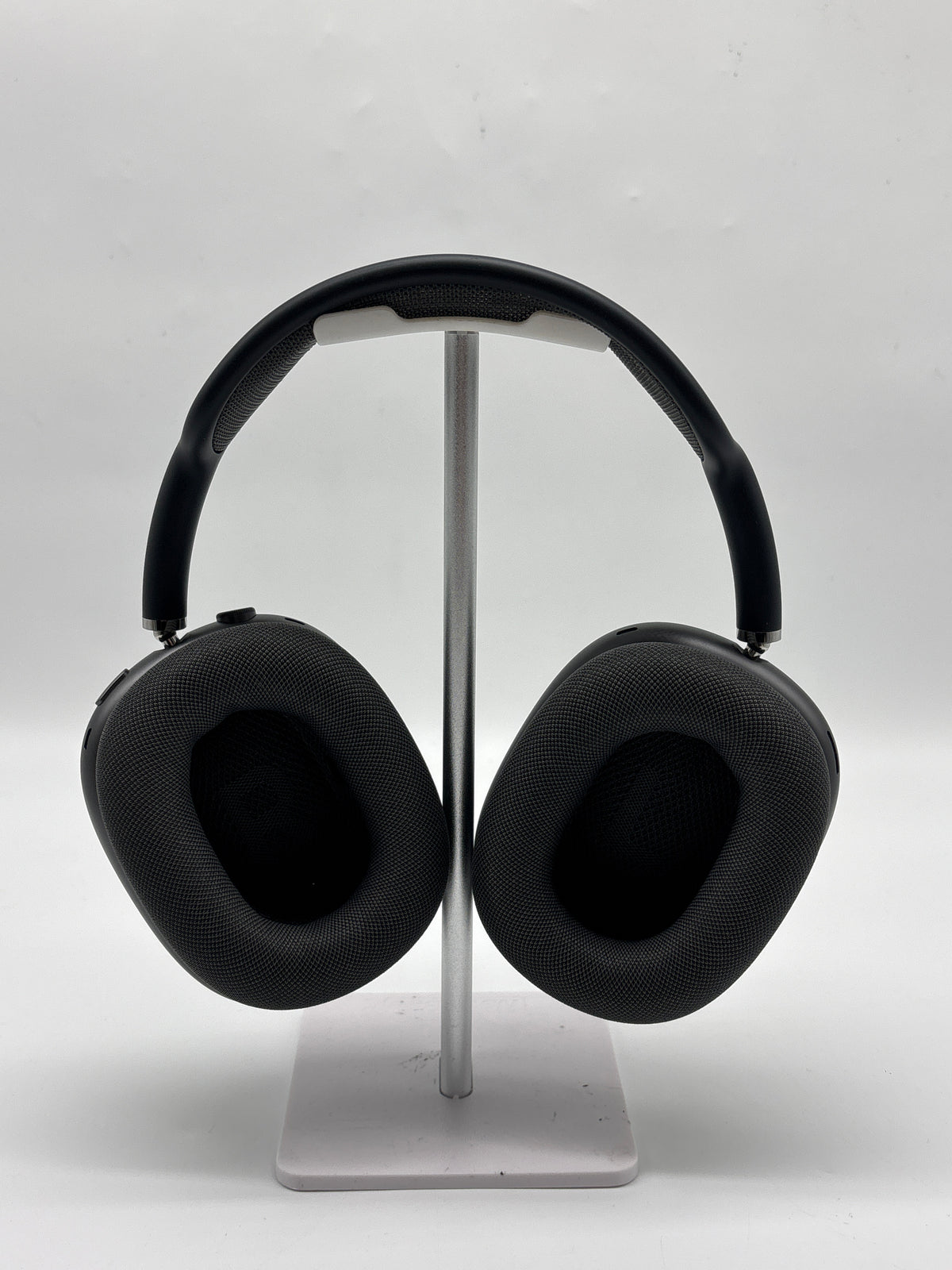 Apple AirPods Max A2096 Over-Ear Noise Cancelling Headphones Space Gray - Used