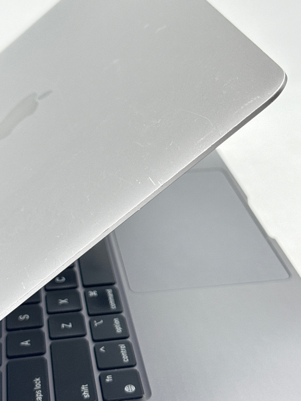 Apple MacBook Pro 13 Inch A2338 Apple M1 Chip 8GB RAM 256GB SSD - Used
