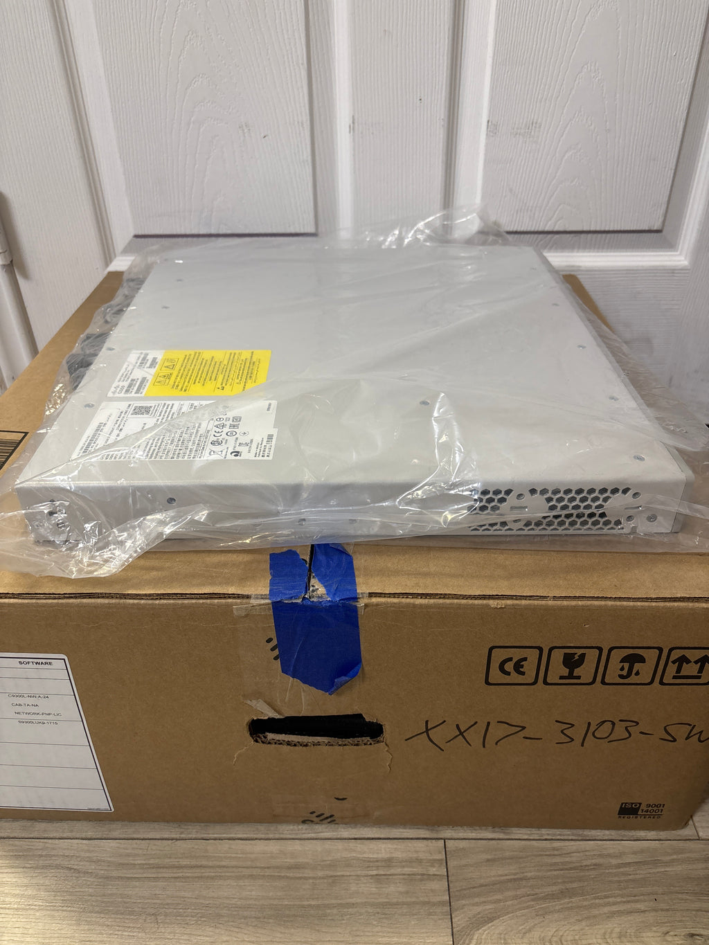 Cisco C9300L-24T-4X Catalyst Switch 24-Port Rack Mountable - New Open Box
