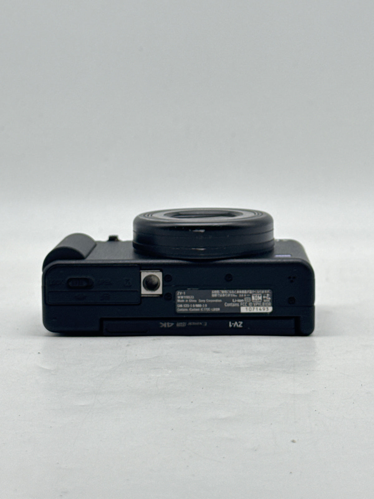 Sony ZV-1 20.1MP Compact Camera ZEISS 24-70mm Lens Black - Used