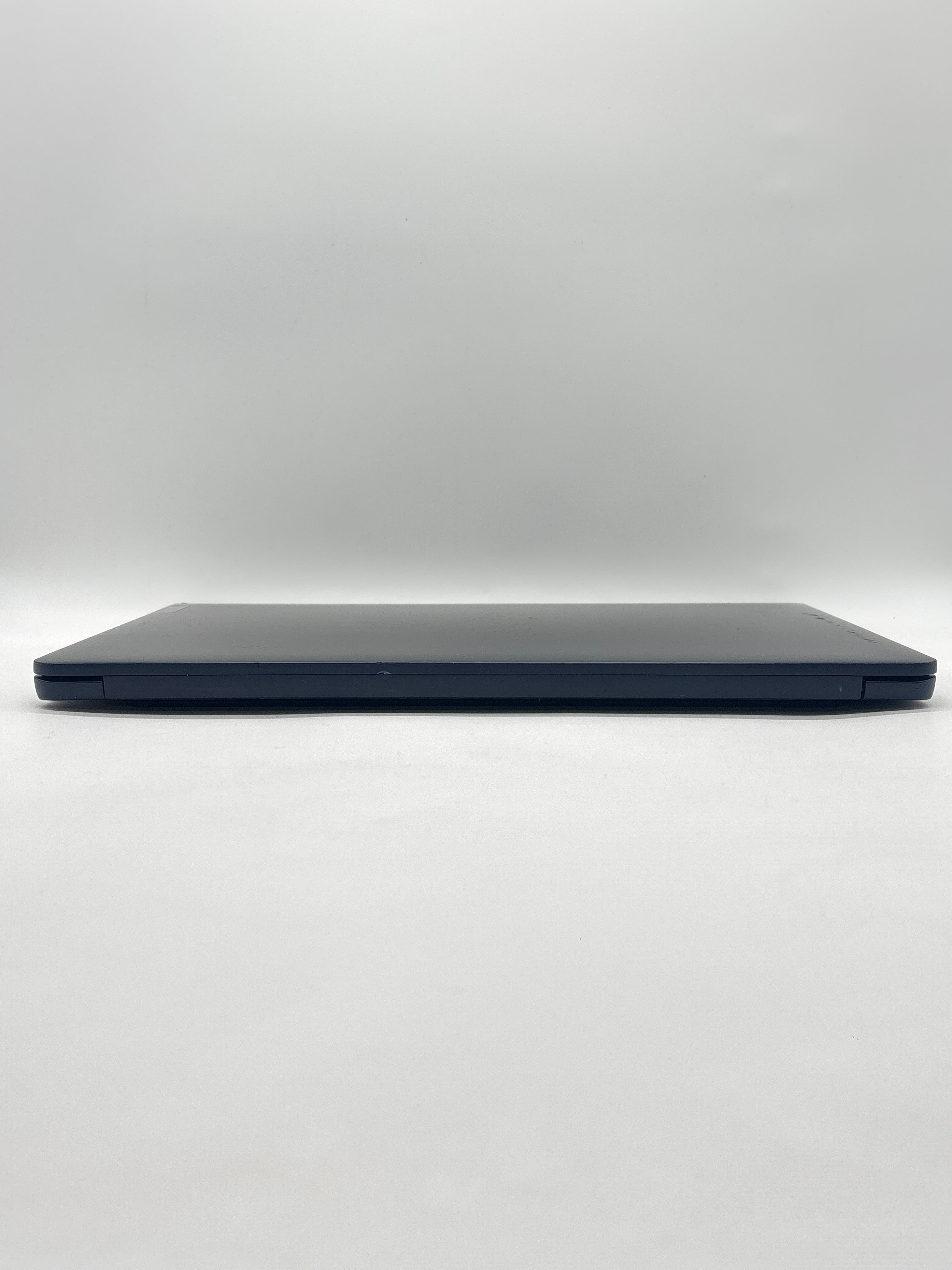 Lenovo IdeaPad 1 15AMN7 AMD Ryzen 3 7320U 8GB RAM 256GB SSD