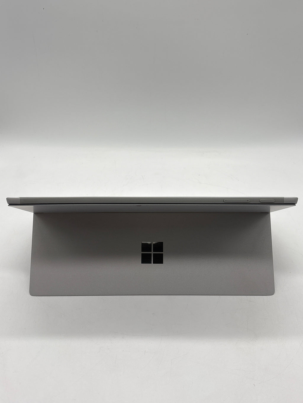Microsoft Surface Pro 6 i5-8250U 8GB RAM 128GB SSD - For Parts (Cracked Screen)