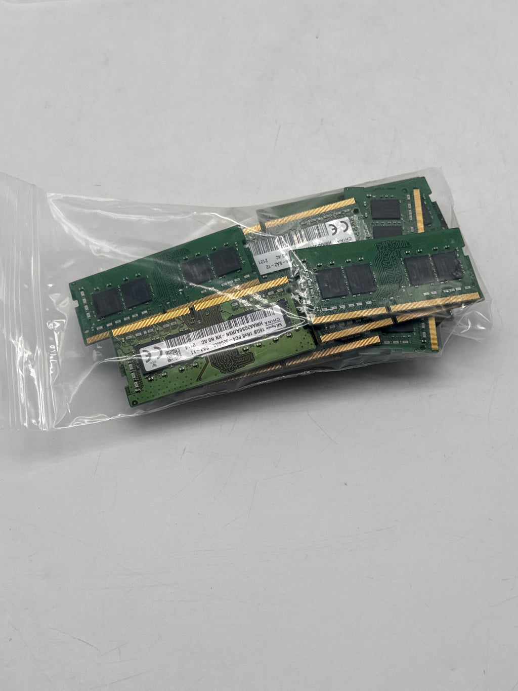 Lot of 24 SK Hynix 16GB 1Rx8 PC4-3200AA SO-DIMM Laptop Memory  - Used