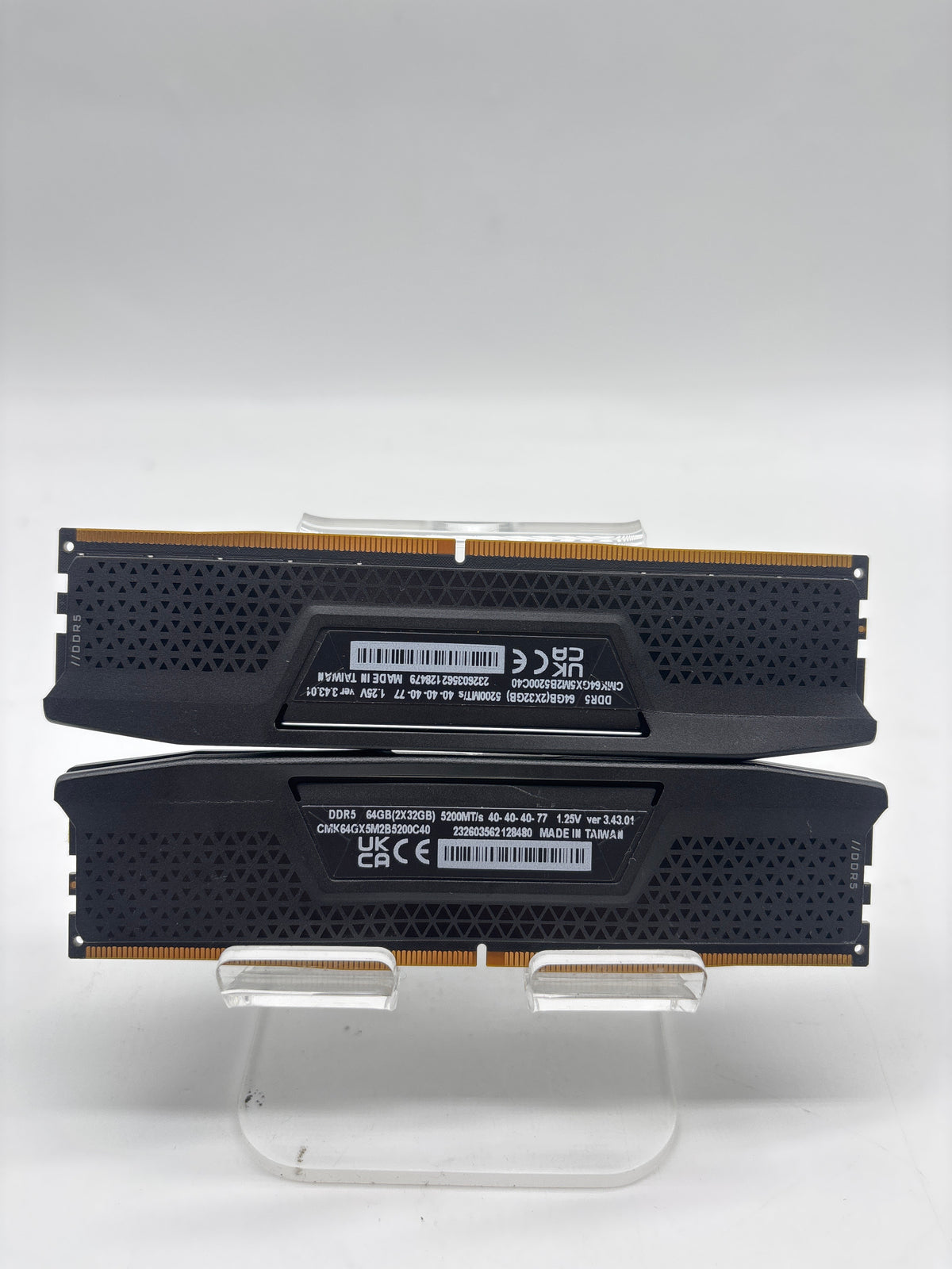 Corsair Vengeance DDR5 CMK64GX5M2B5200C40 64GB RAM 2x32GB 5200MT/s - Used